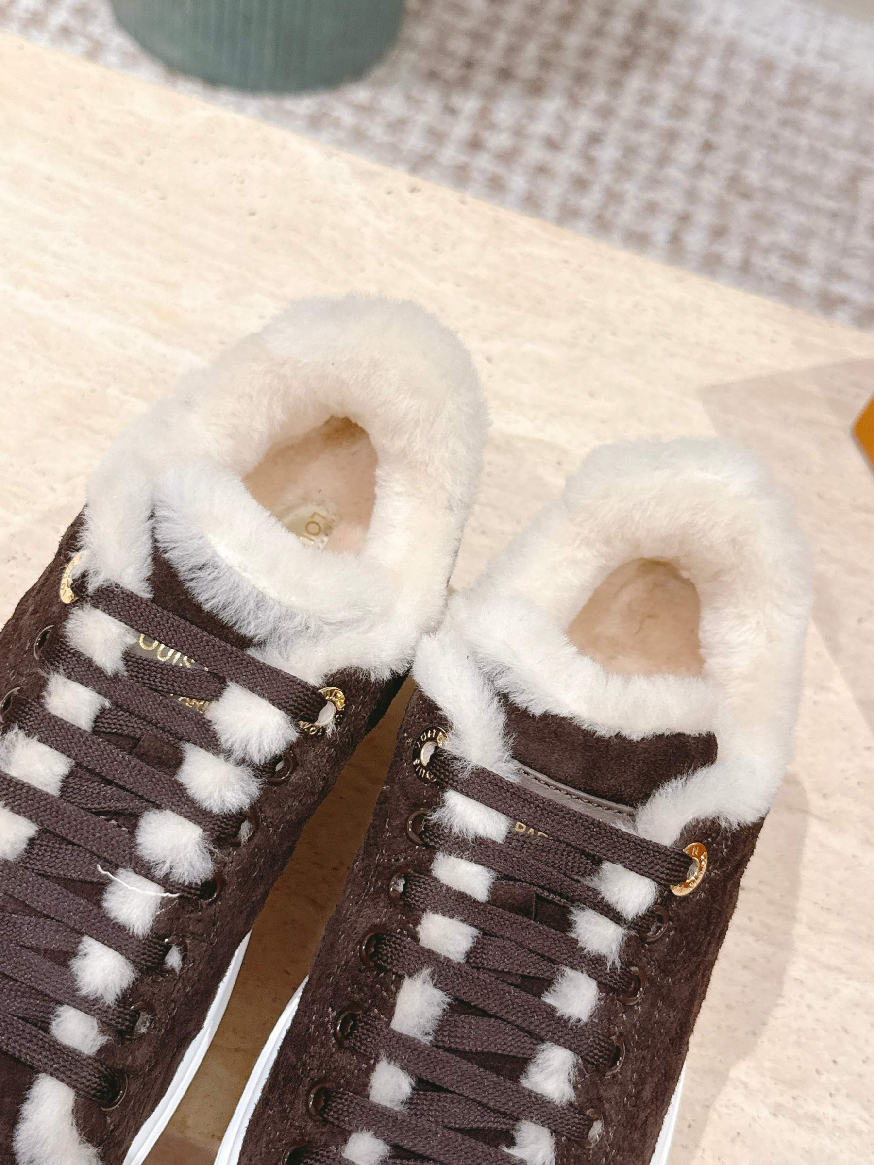 UA LV Time Out Sneaker