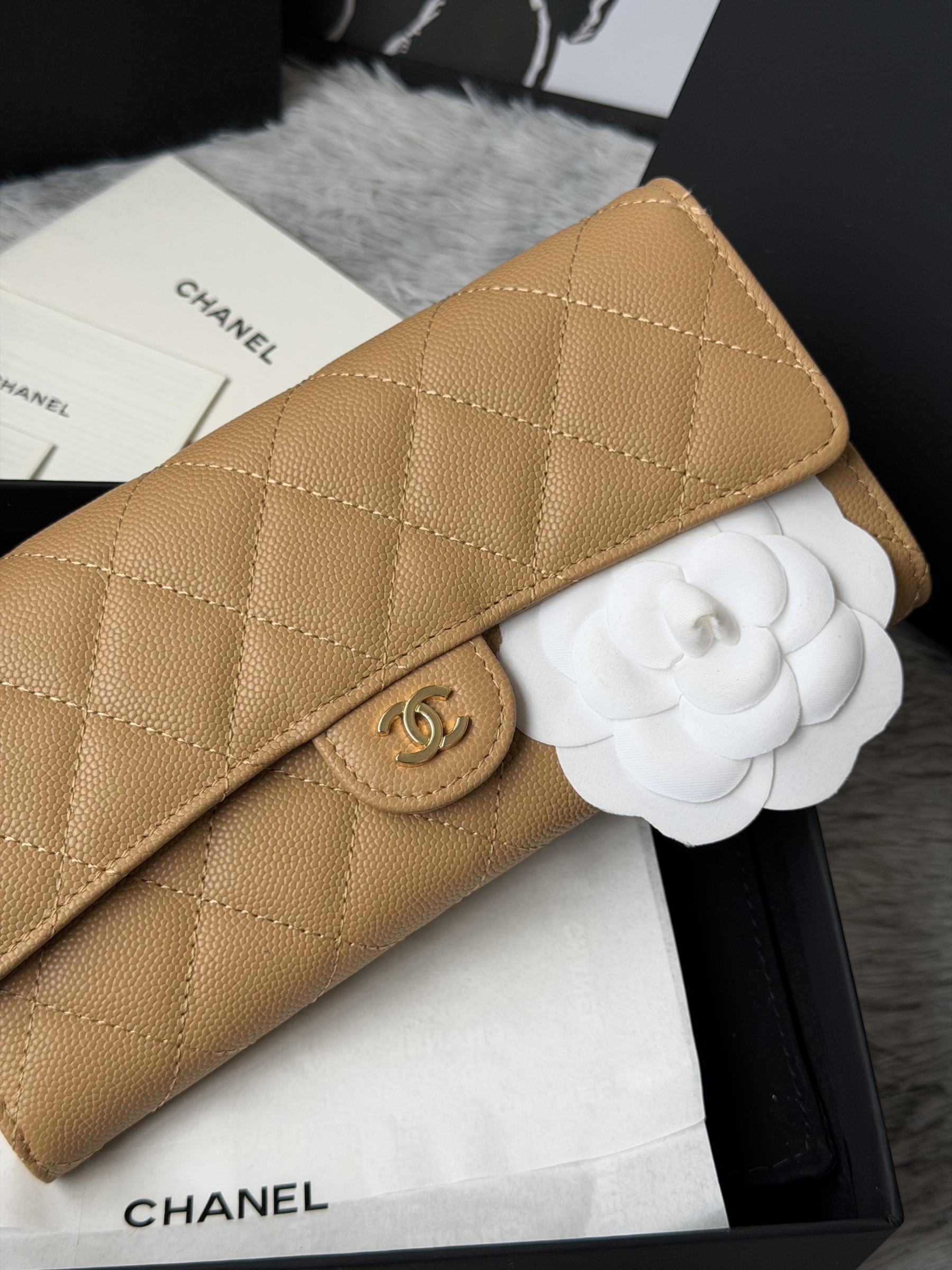 Ch**el wallet 80758 10x19x3cm