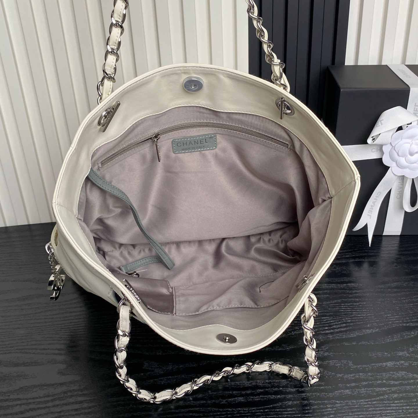 Ch**el vintage graffiti expandable tote bag as9903 38x33cm