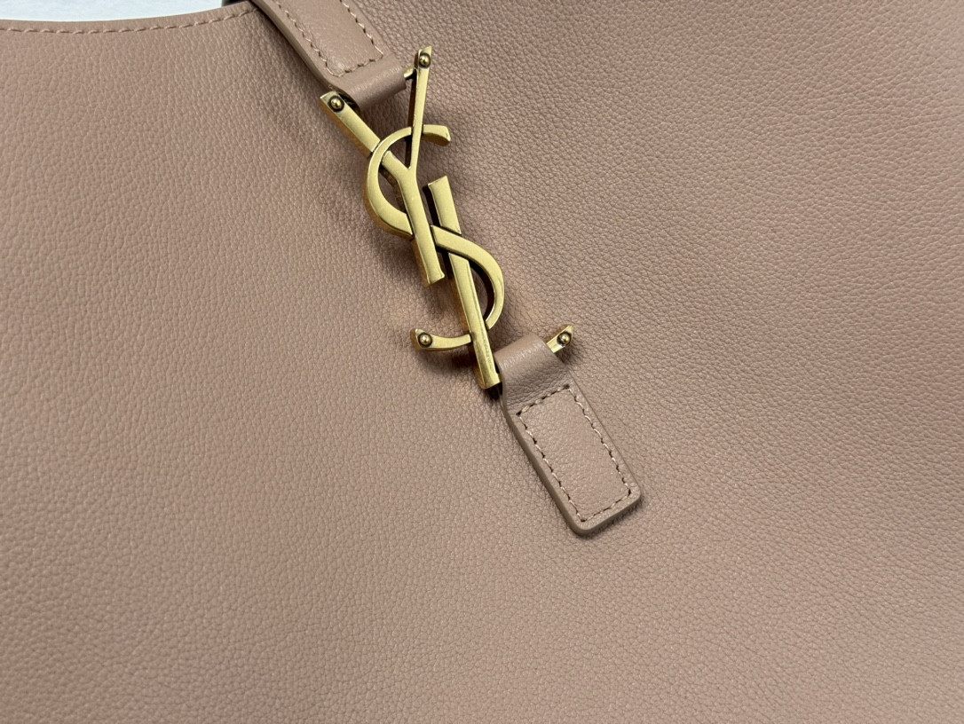 Y51 LE 5 À 7 30 X 31 X 13 CM