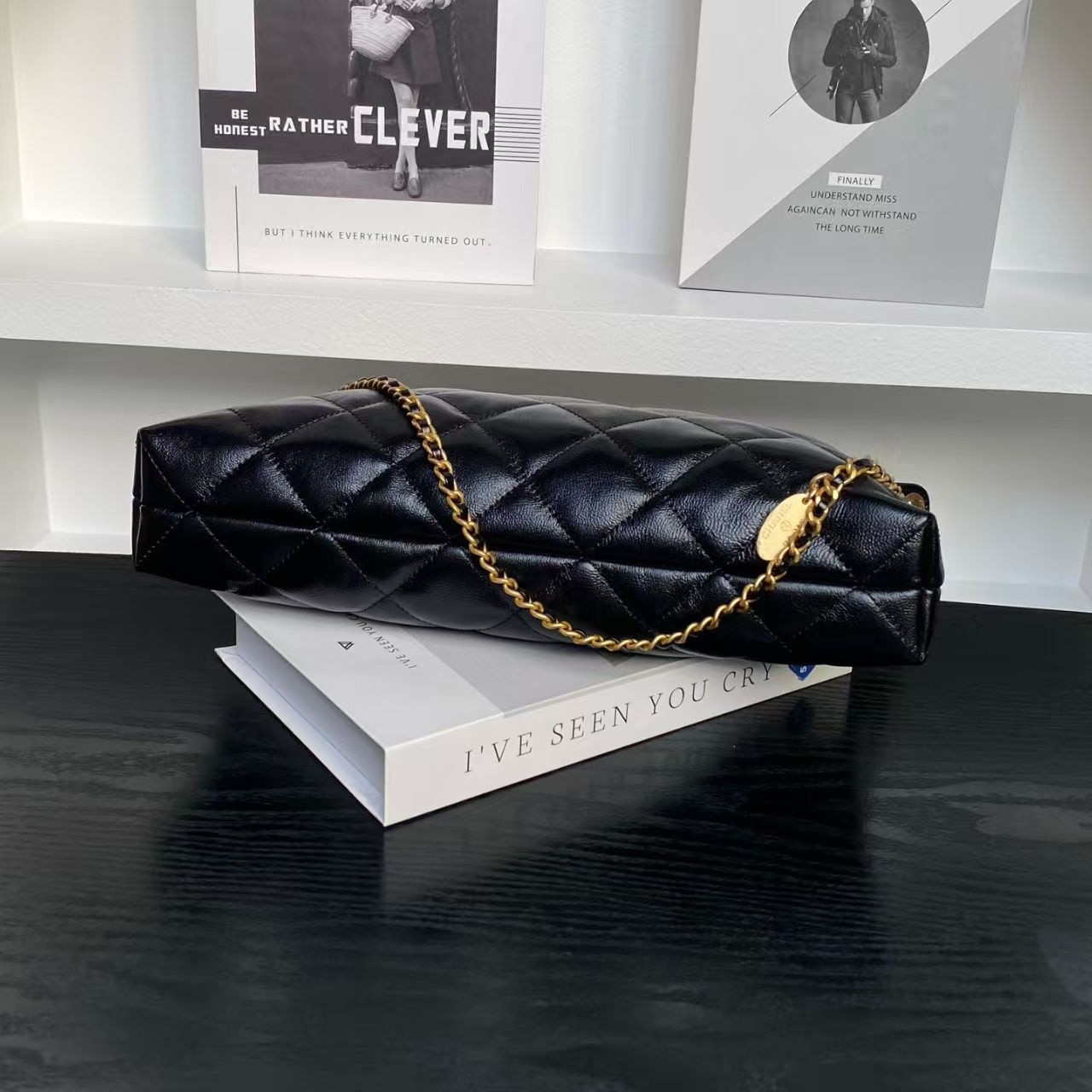 Ch**el Hobo Chain Shoulder Bag 20x32x6cm