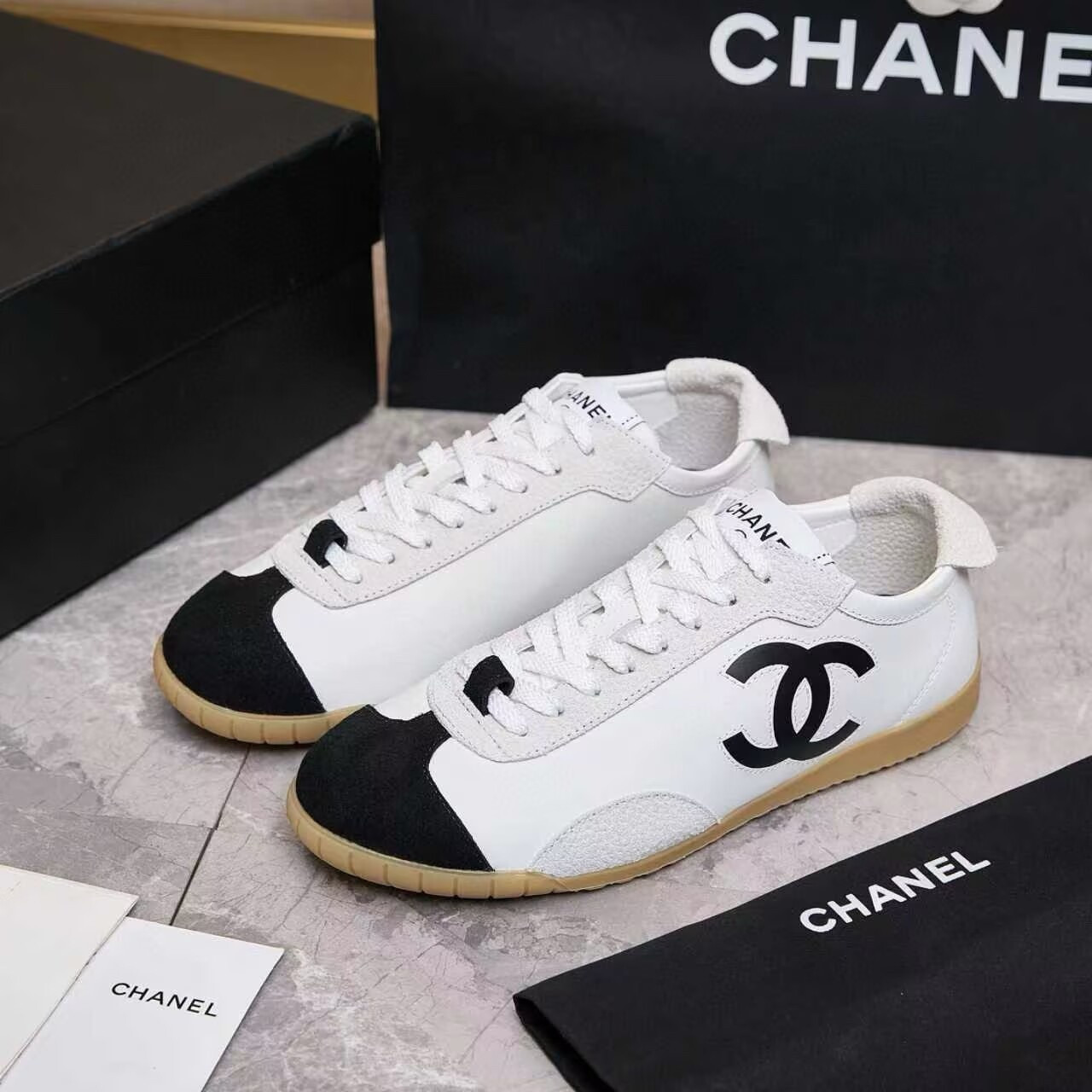 ua Ch**el trainers sneakers