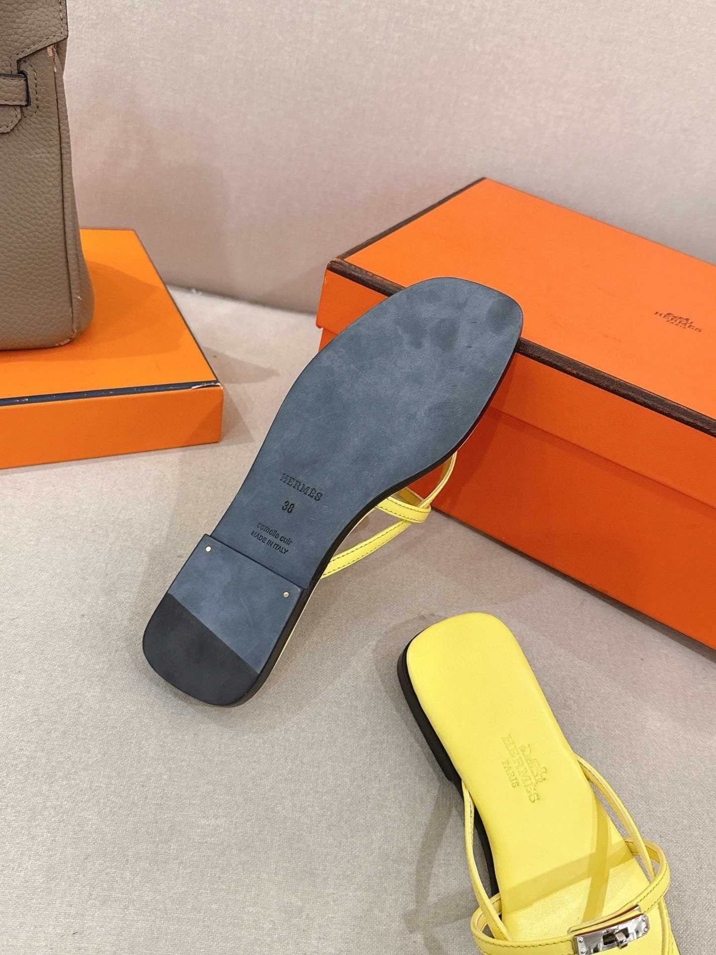 UA Hermès Miss Sandals