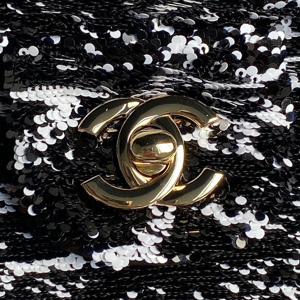 Ch**el Flap Bag 14 × 21 × 8 cm