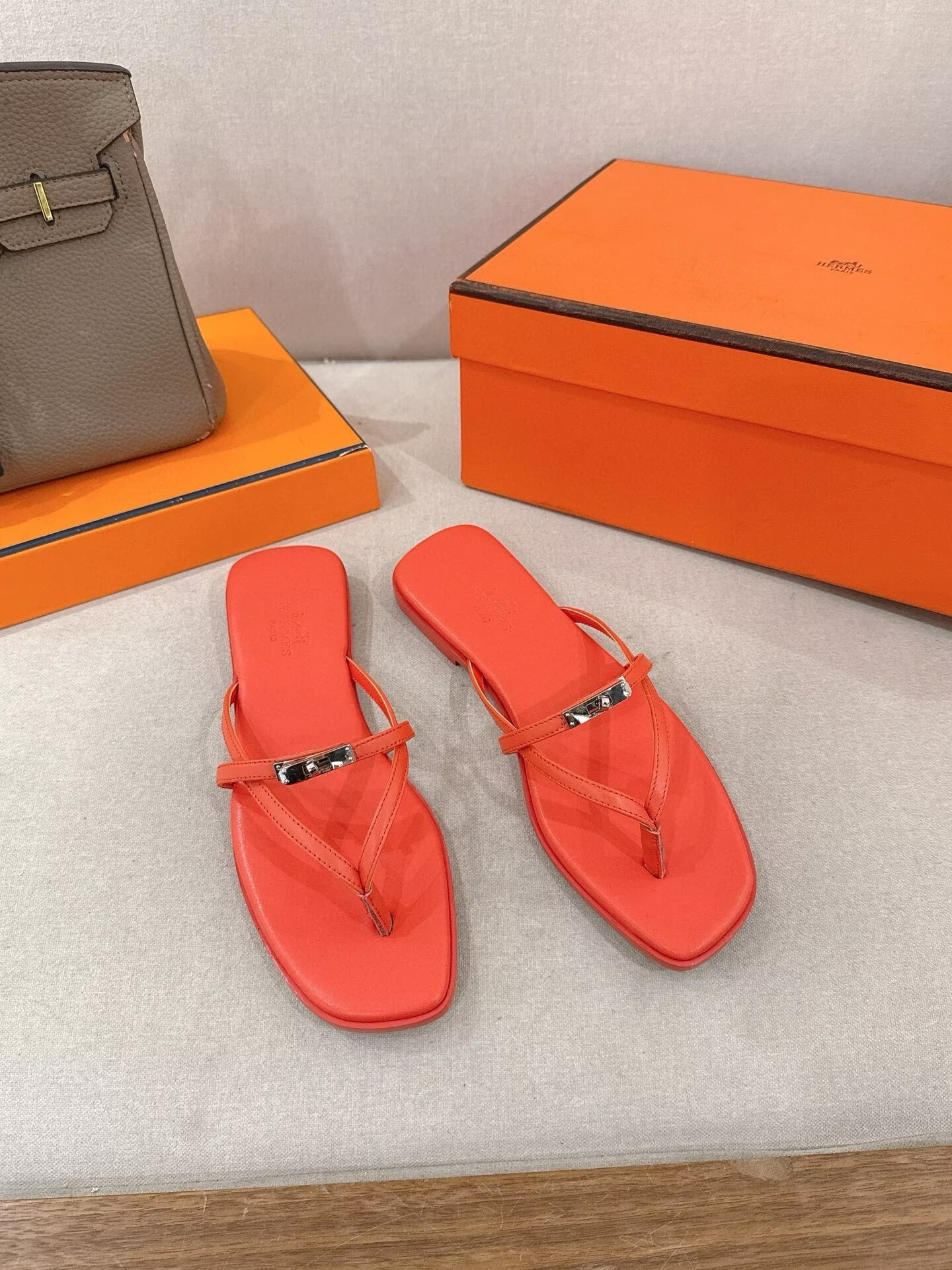 UA Hermès Miss Sandals