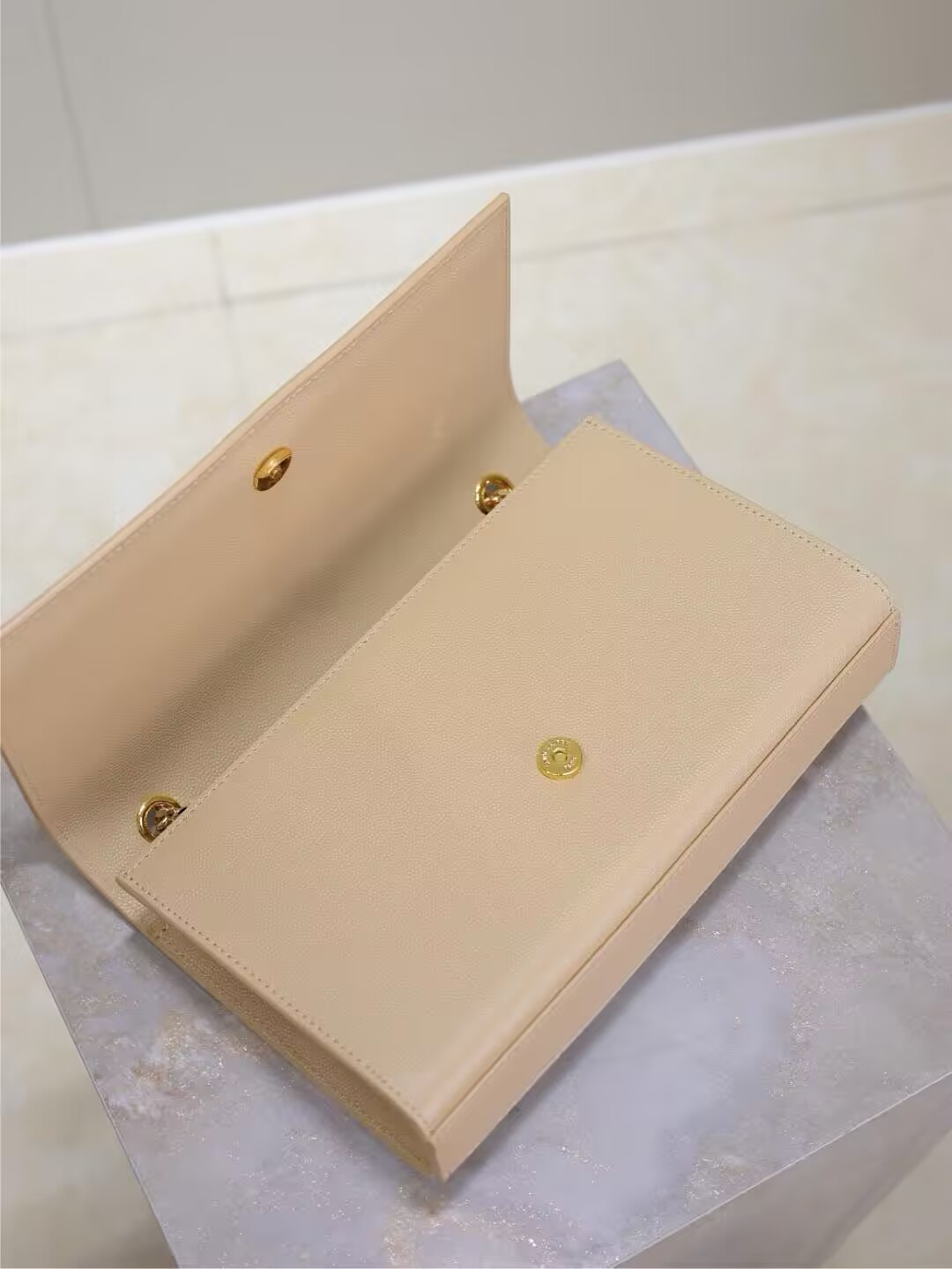 Y51 kate medium 24x14.5x5cm