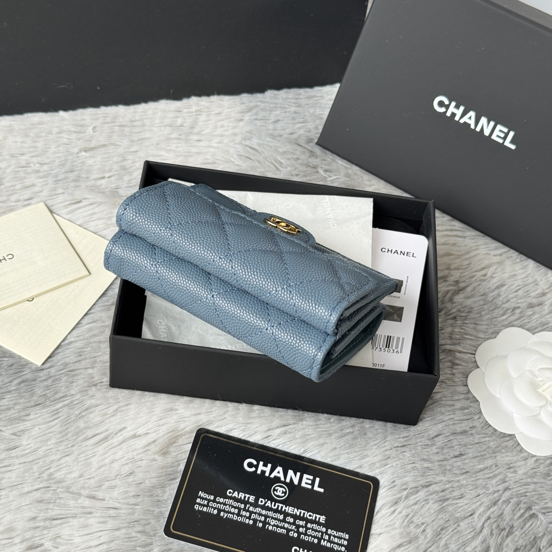 Ch**el card holder 10.5x7.5x3cm