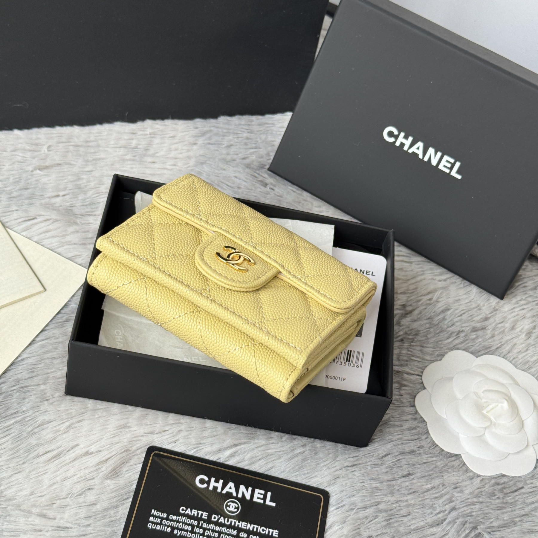 Ch**el card holder 10.5x7.5x3cm