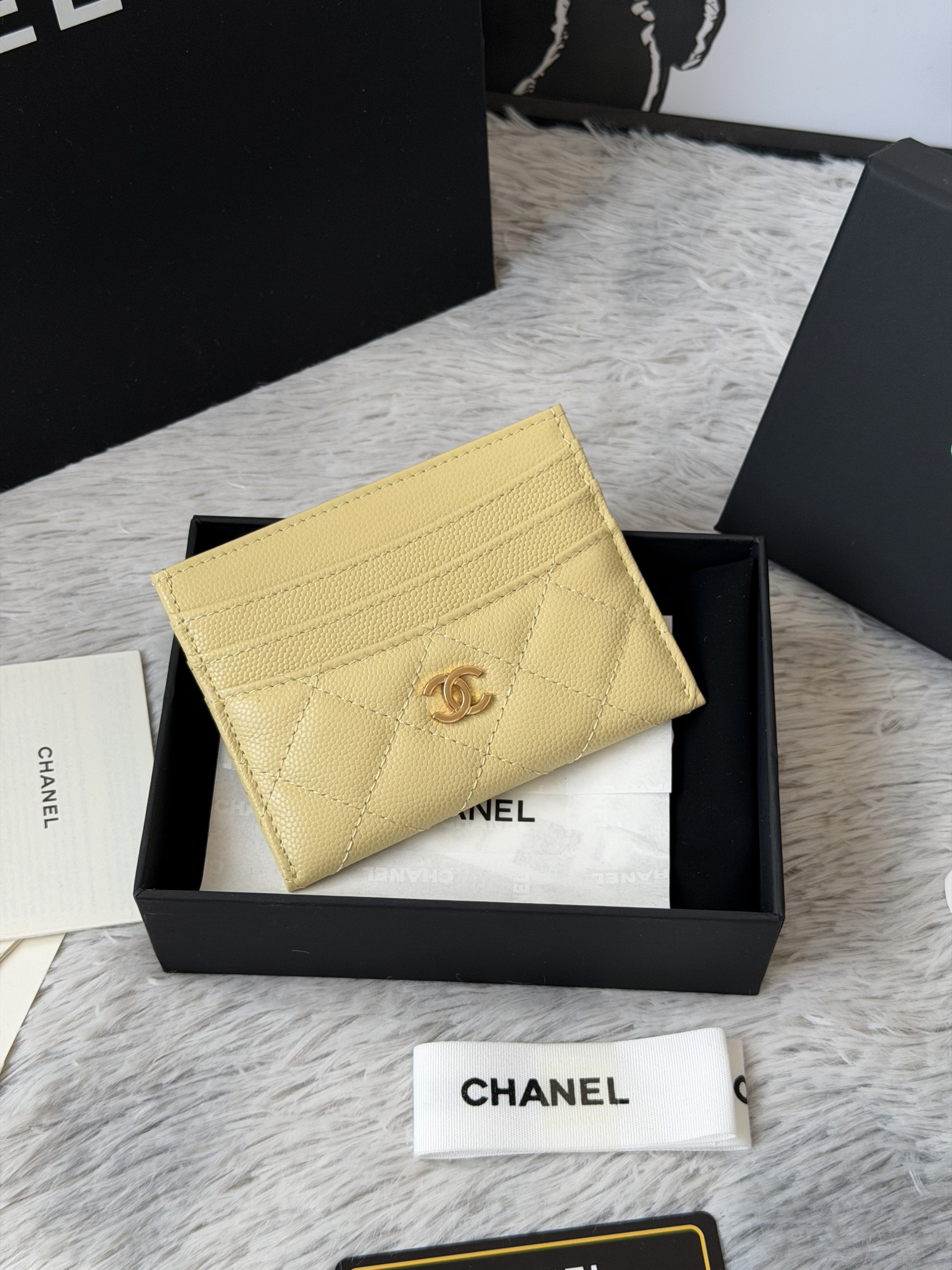 Ch**el card holder as4472 11x10cm