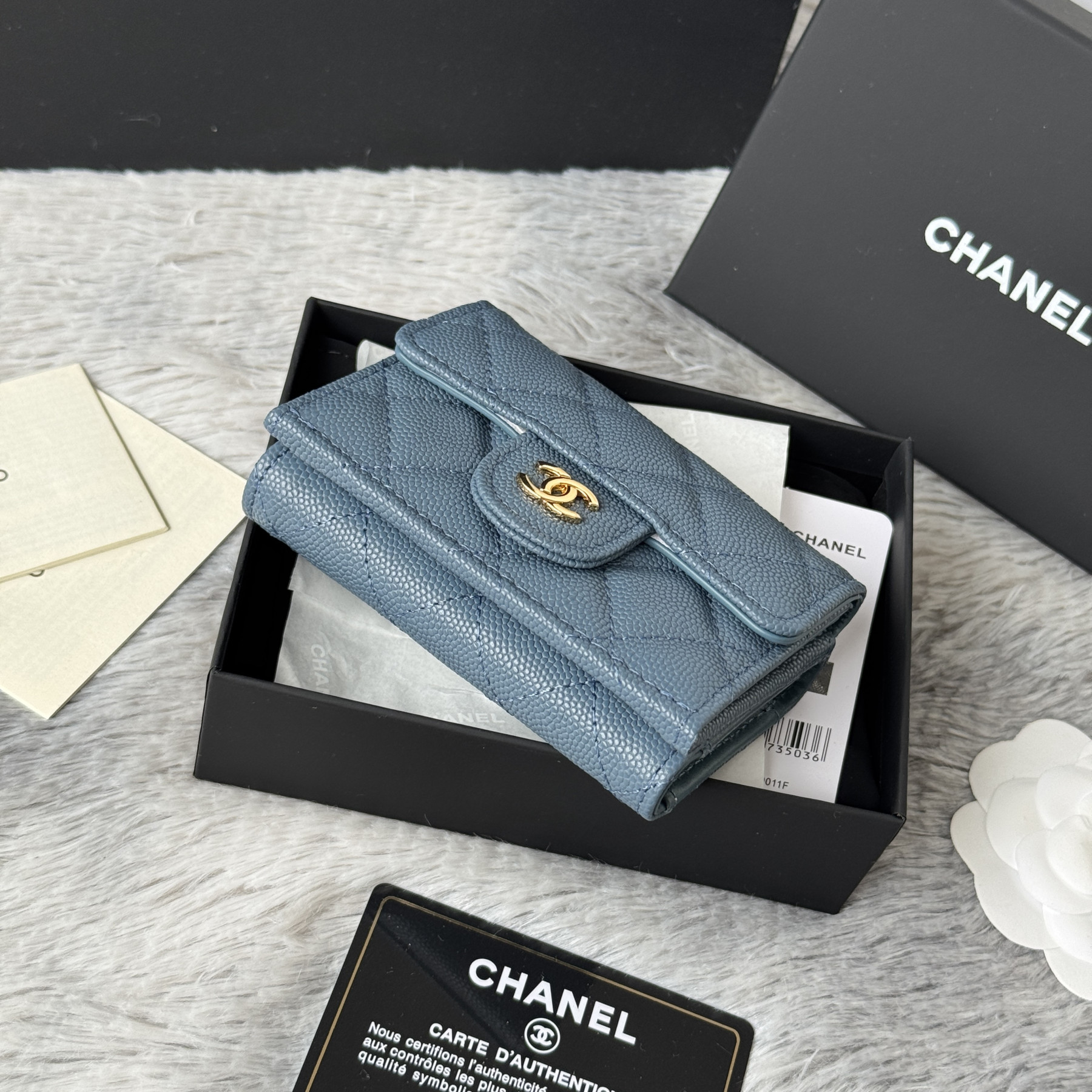 Ch**el card holder 10.5x7.5x3cm