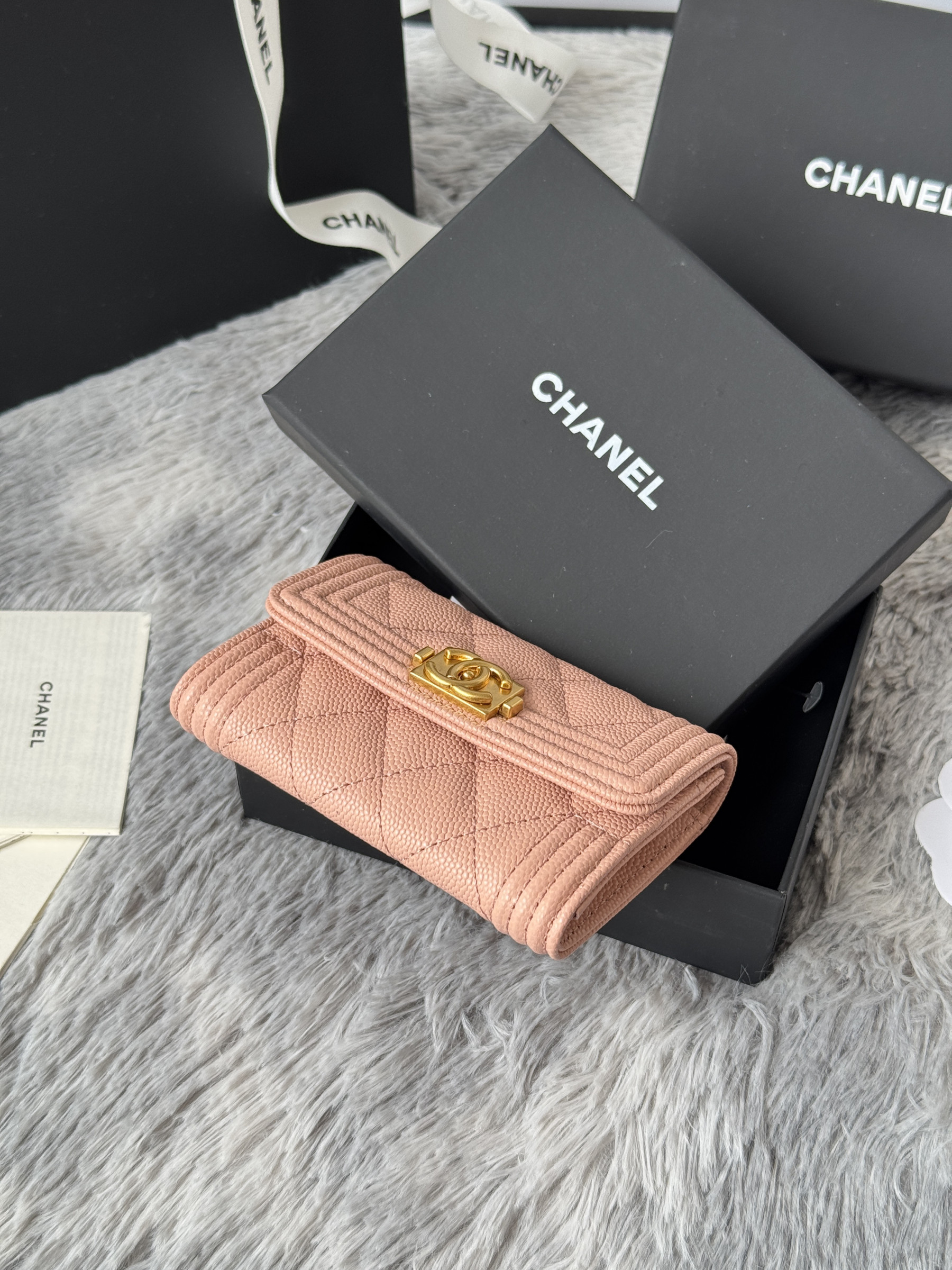Ch**el boy Ch**el flap card holder a80603 7.5x11.3x2.1cm
