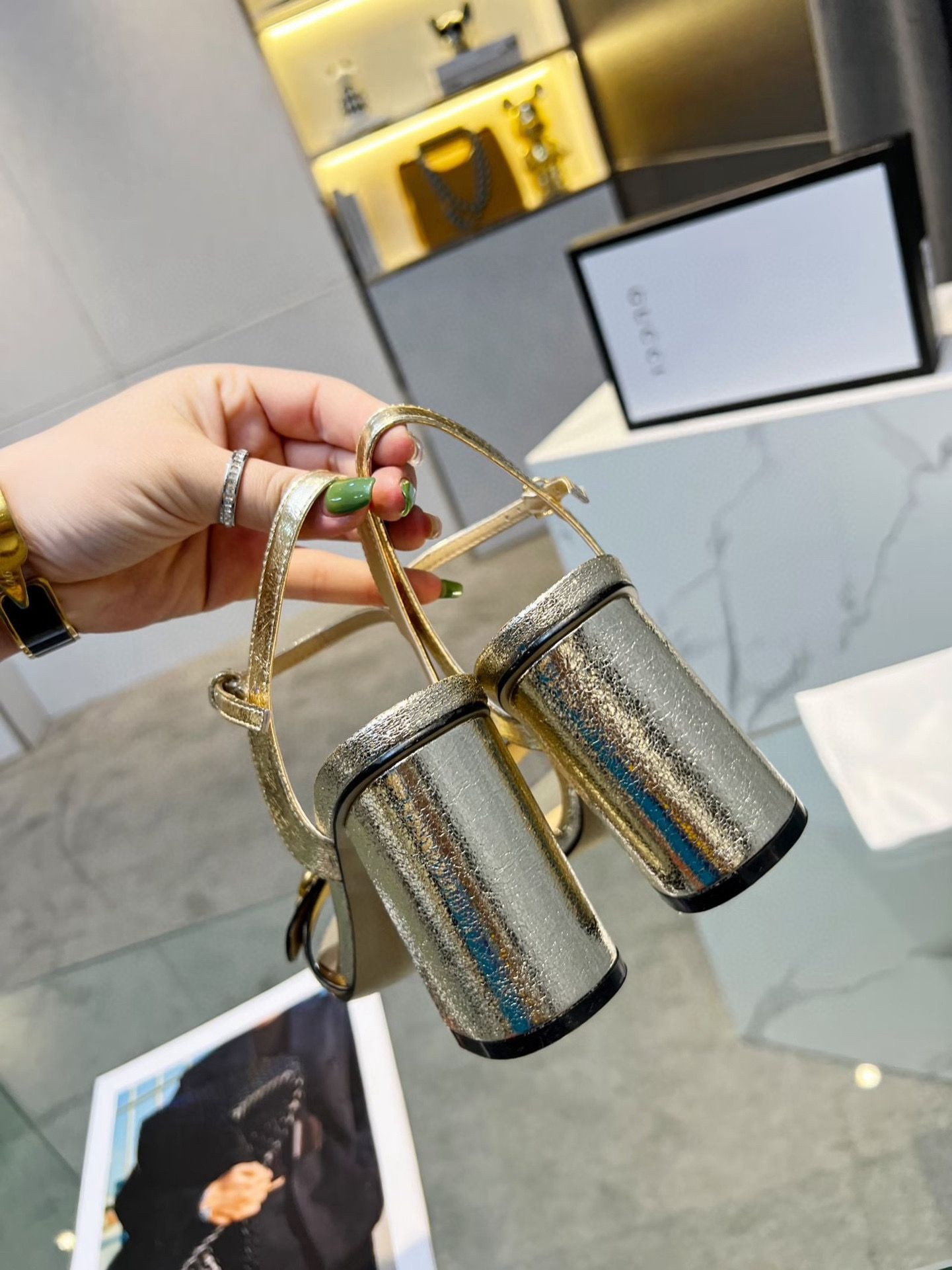 UA Gvc*1 HORSEBIT HEELED SANDAL