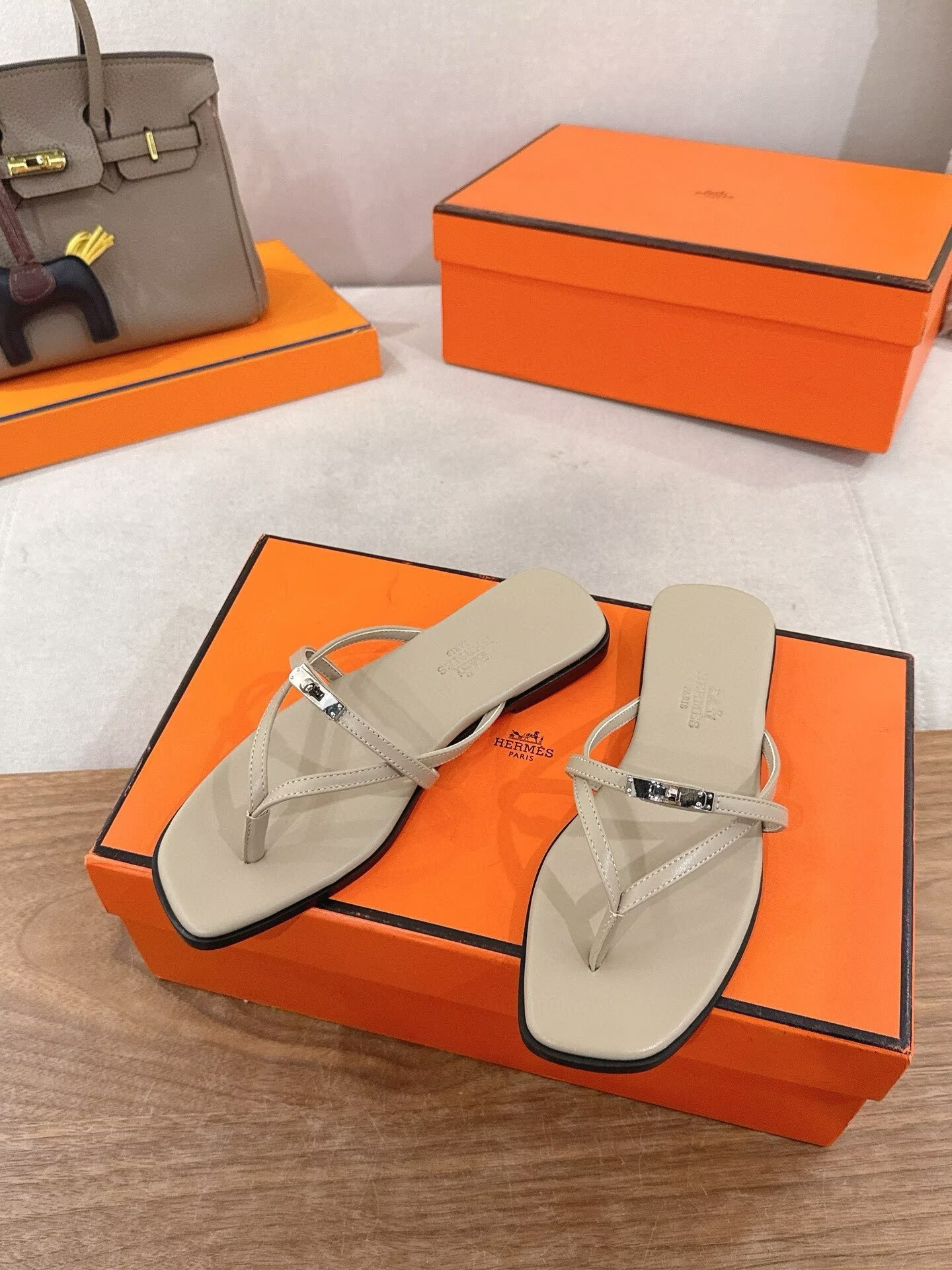 UA Hermès Miss Sandals
