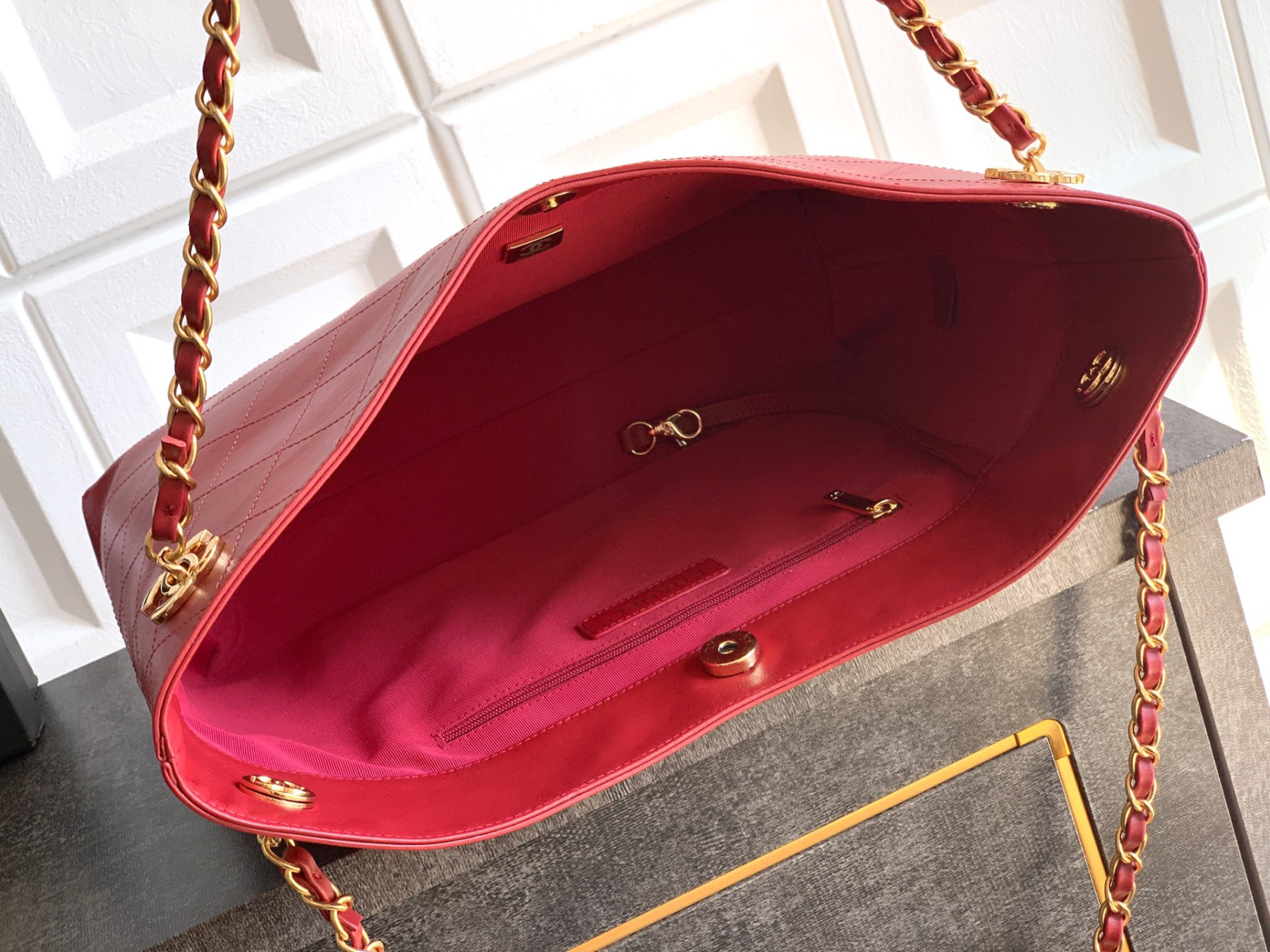 Chanel Shopping Bag 38x25x9.5cm