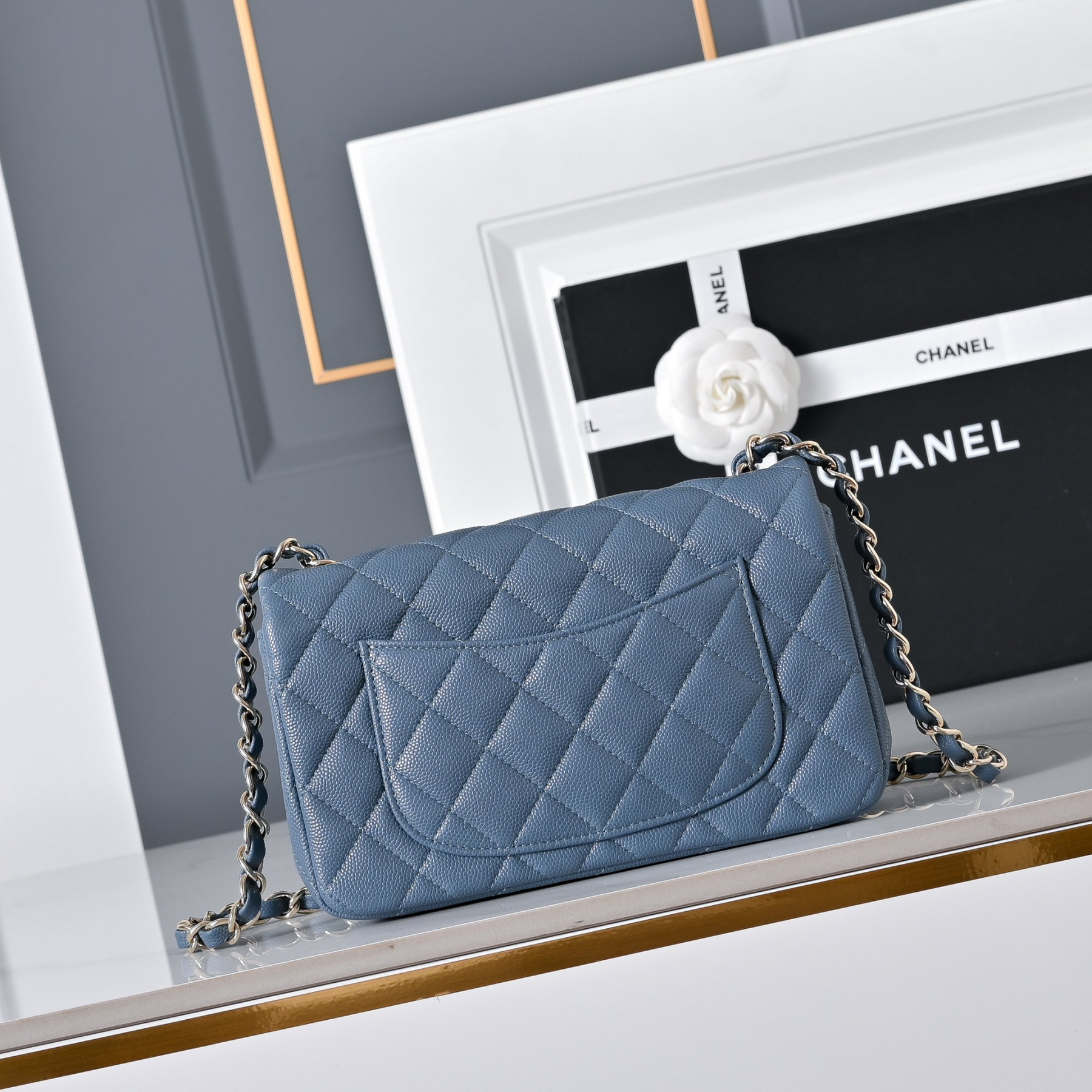 Ch**el mini flap bag a69900 20x12x6cm