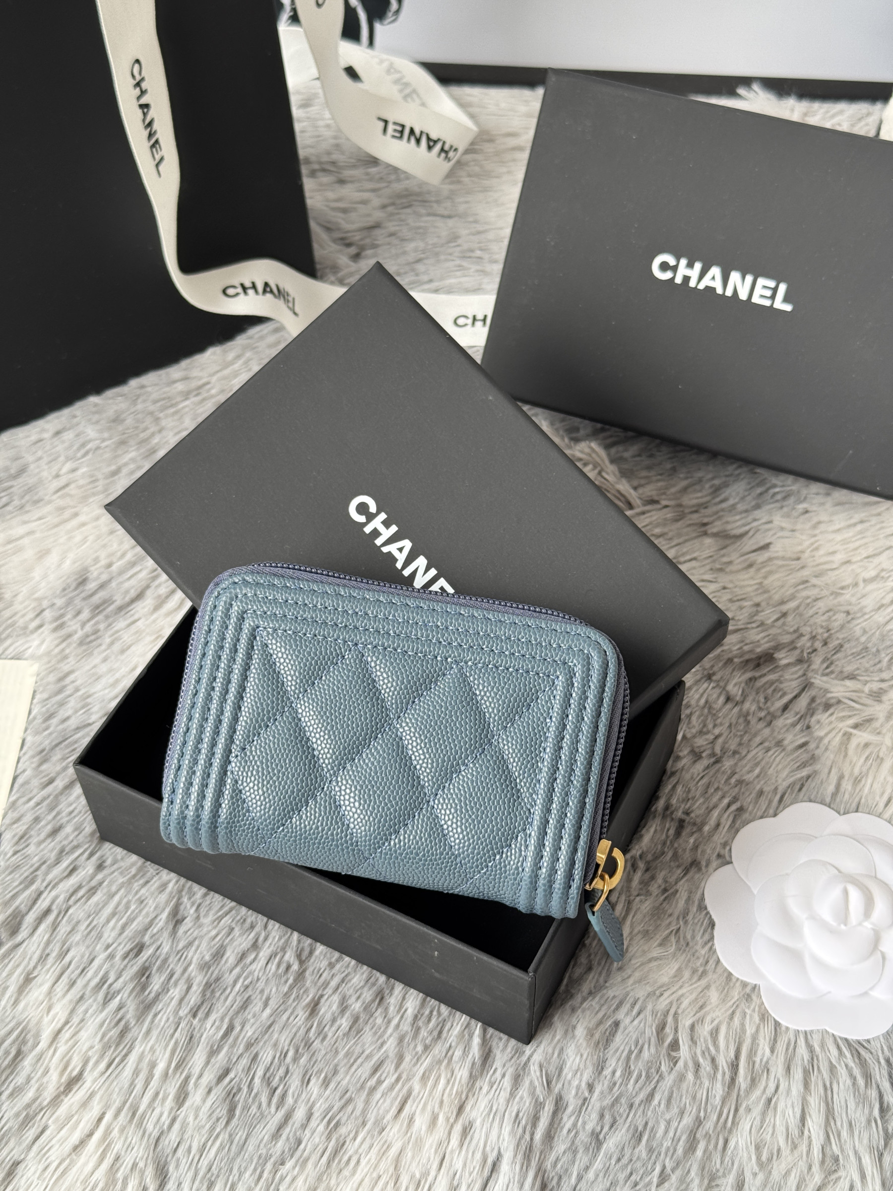 Ch**el boy zip around coin purse wallet a80602 7.5x11cm