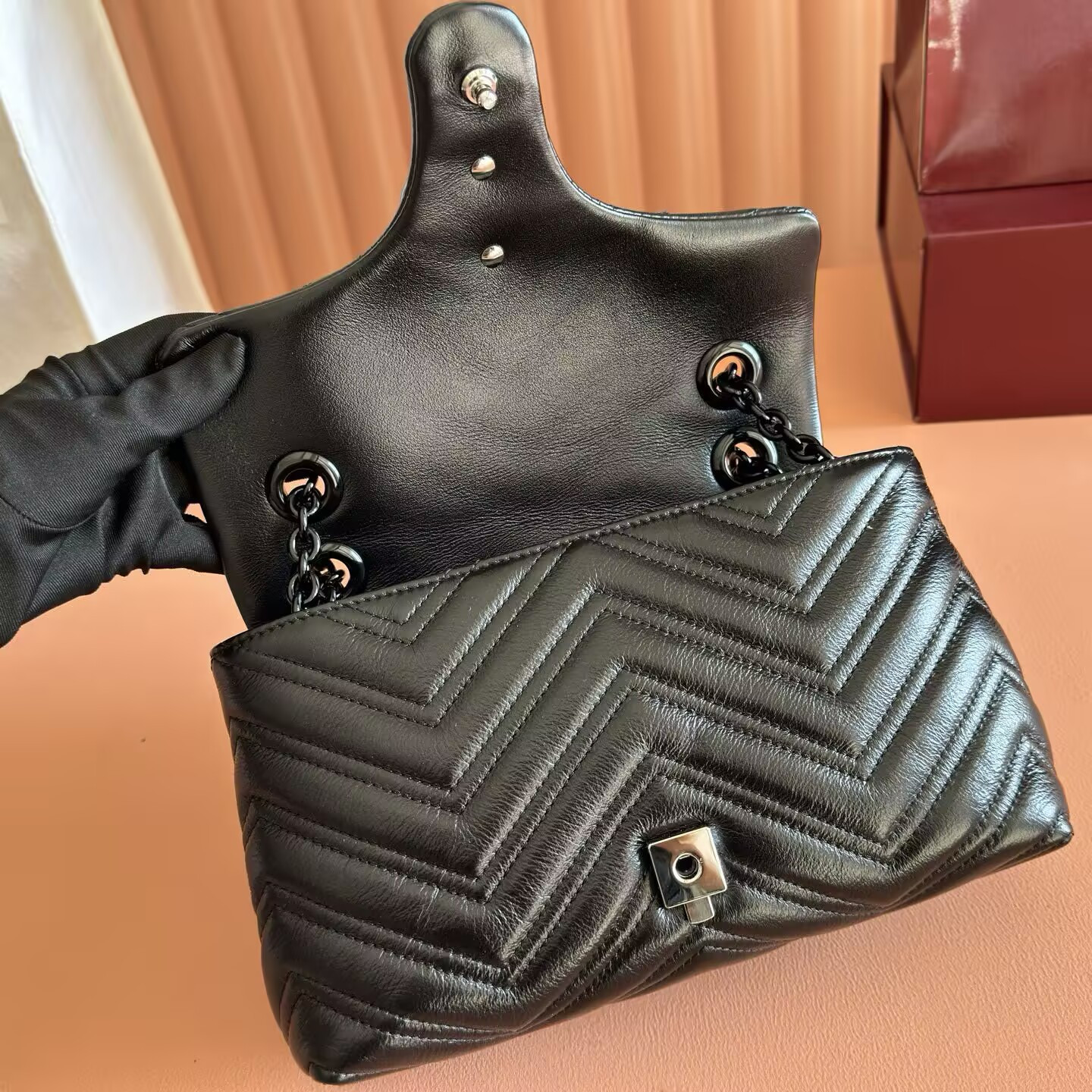 Gucci GG Marmont Small Shoulder Bag 23x17x9cm