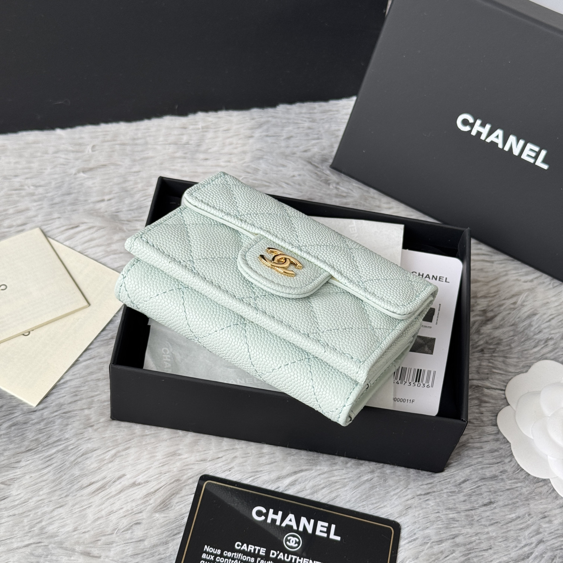 Ch**el card holder 10.5x7.5x3cm