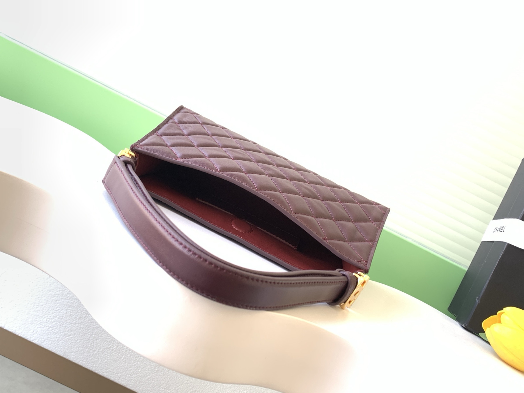 Ch**el 26X Hobo Shoulder Bag 14x22x7cm