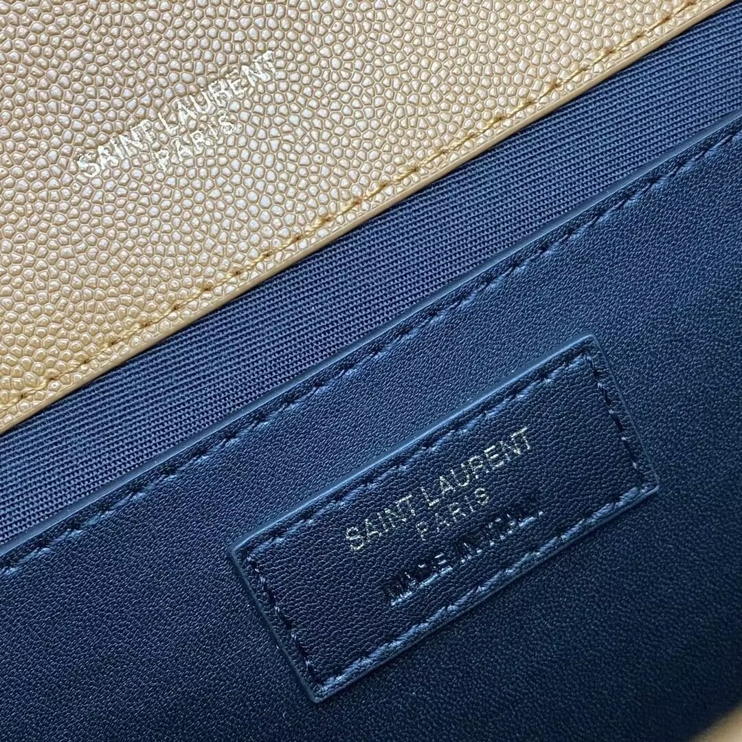 Y51 ENVELOPE MEDIUM in MATELASSÉ lambskin 24x17.5x6cm