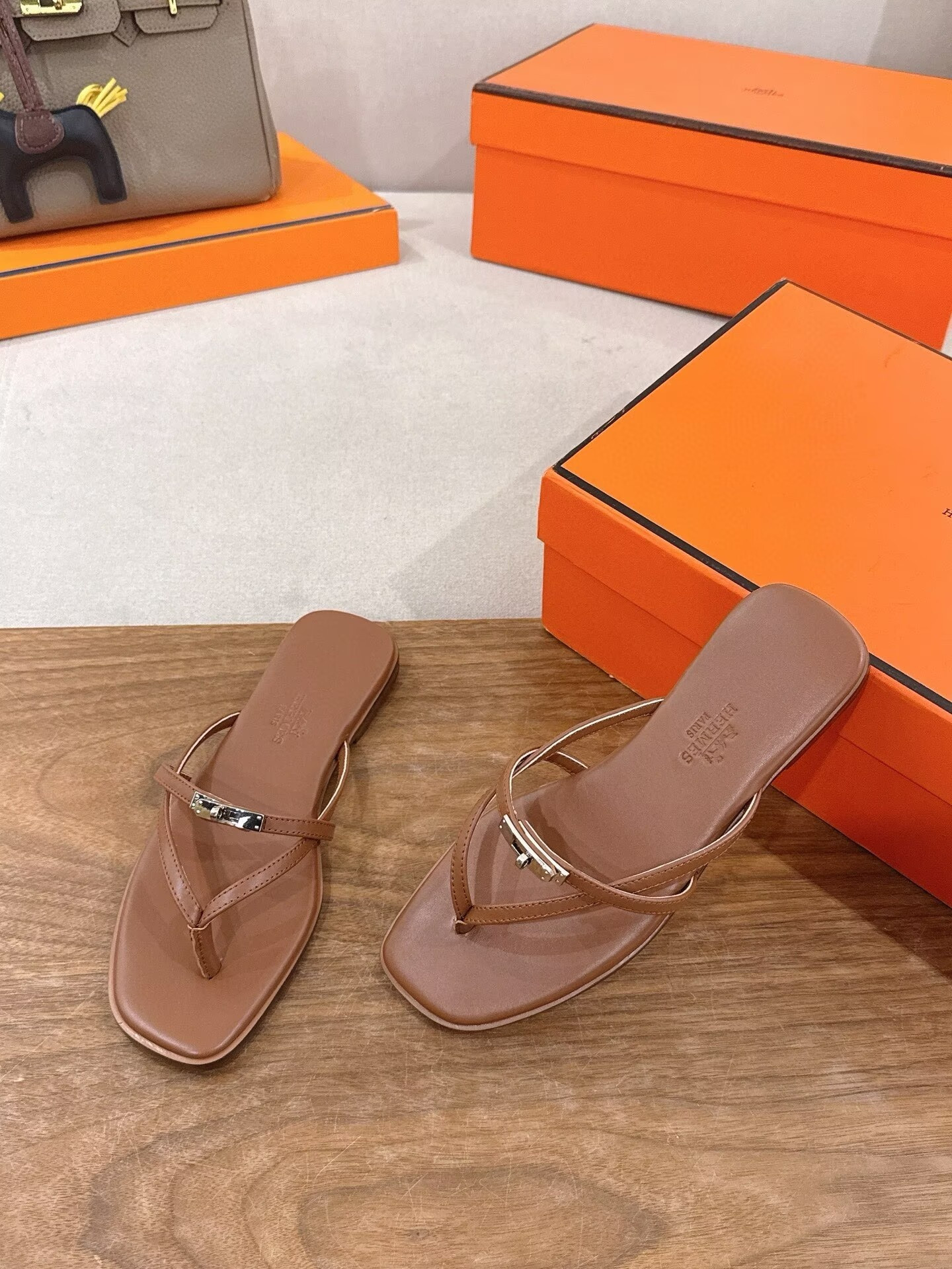 UA Hermès Miss Sandals