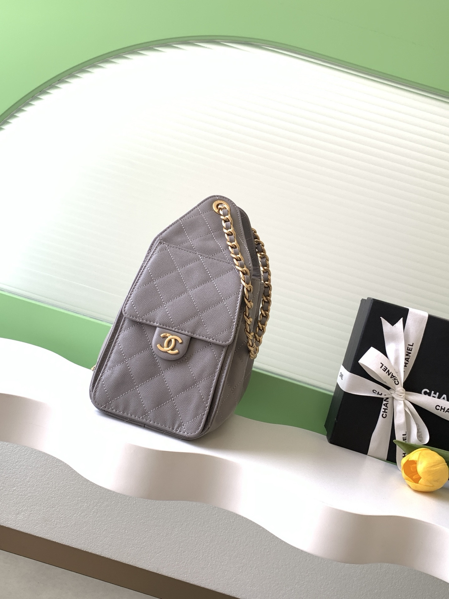 CHANEL 25C Bucket BAG 30x26x14cm