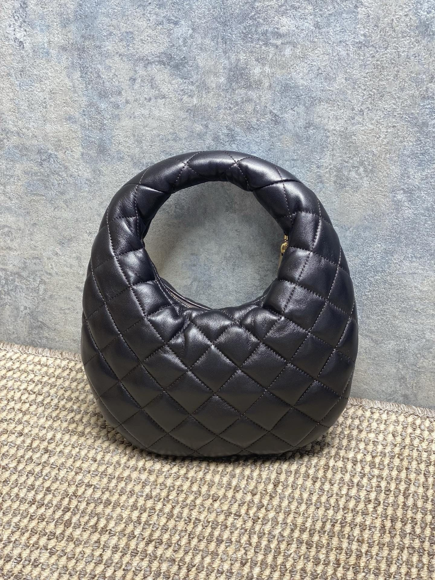 Y51 ICARINO IN QUILTED NAPPA 17x13x3cm