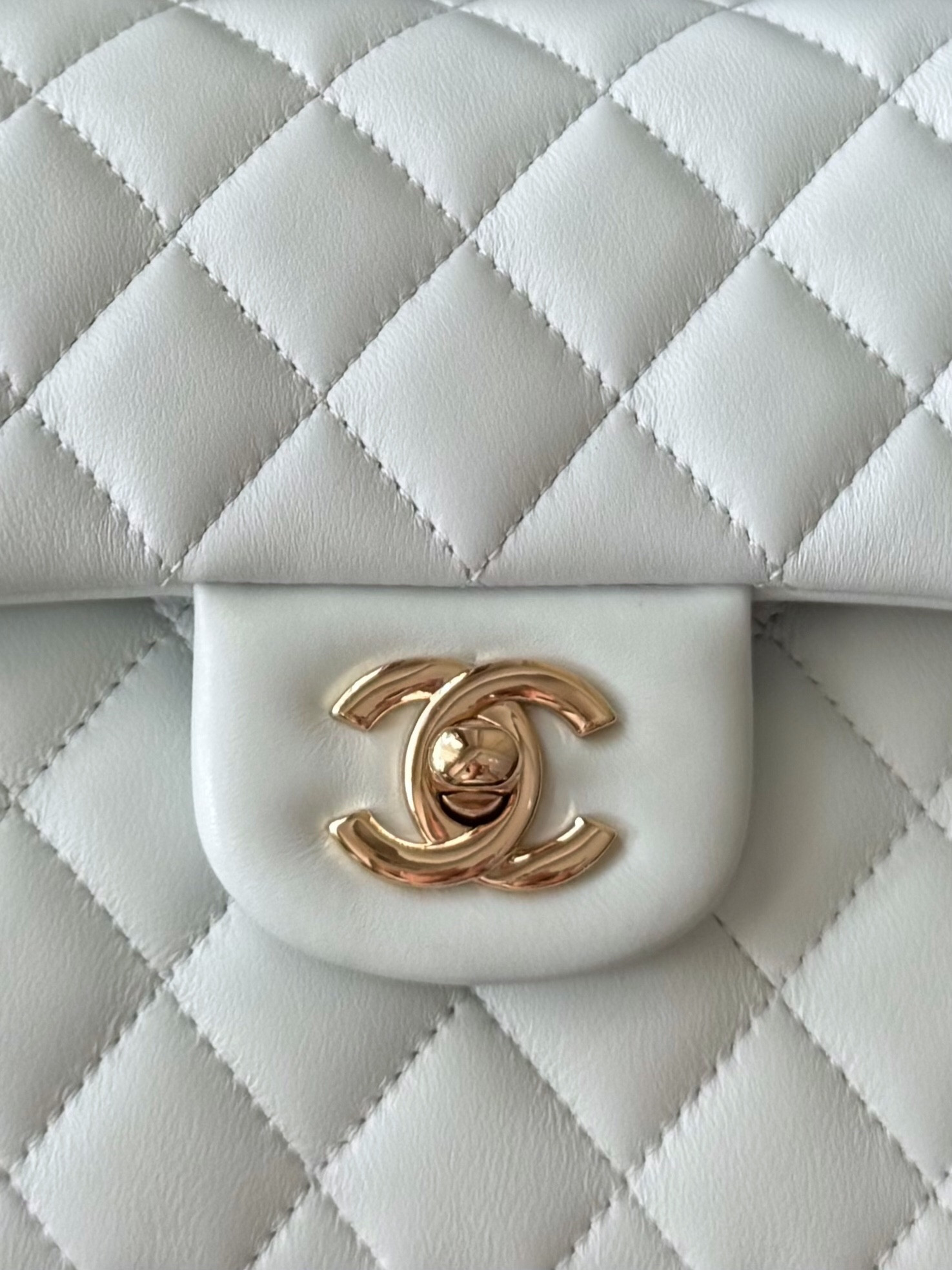 Ch**el Small Classic Bag 23x6.5x14cm