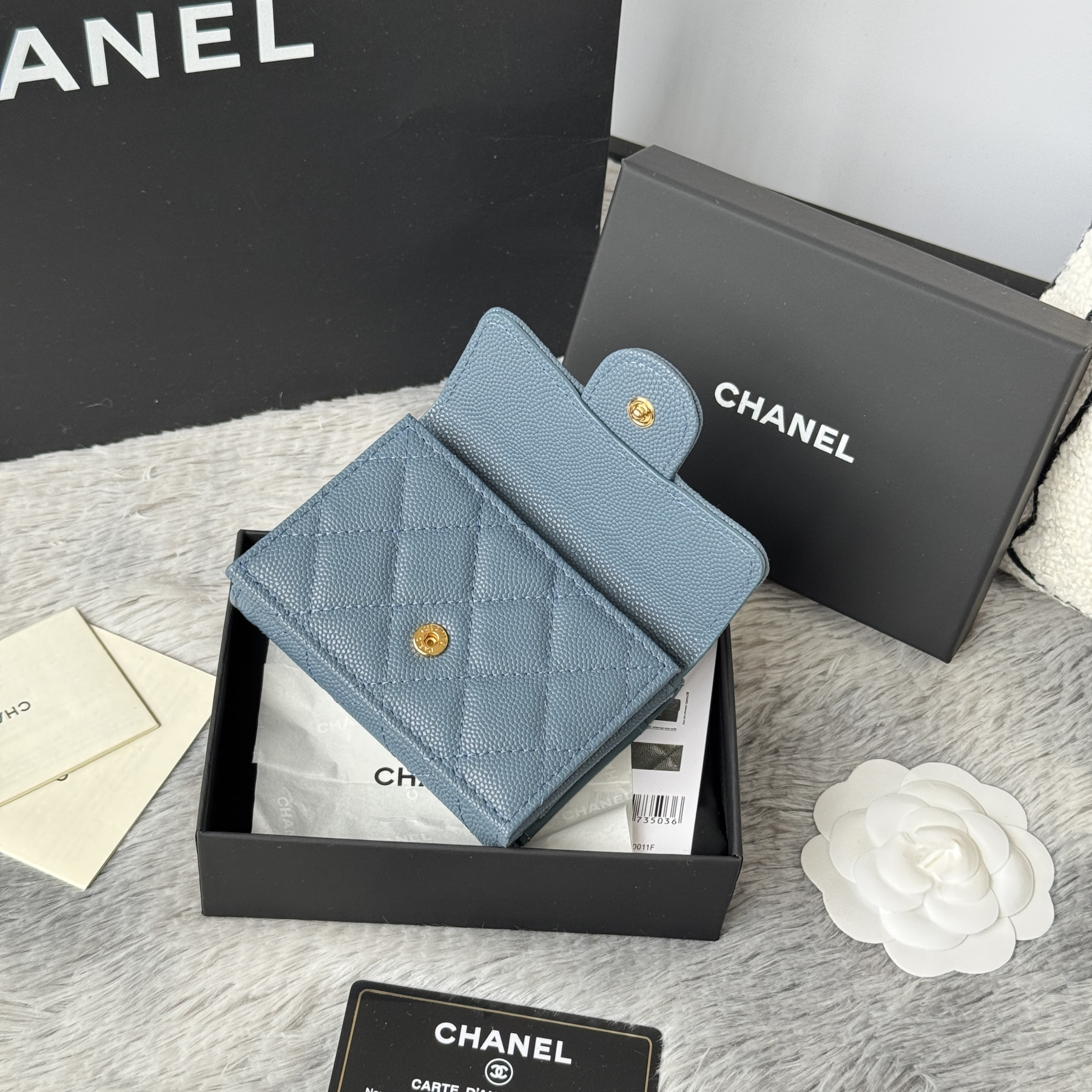Ch**el card holder 10.5x7.5x3cm