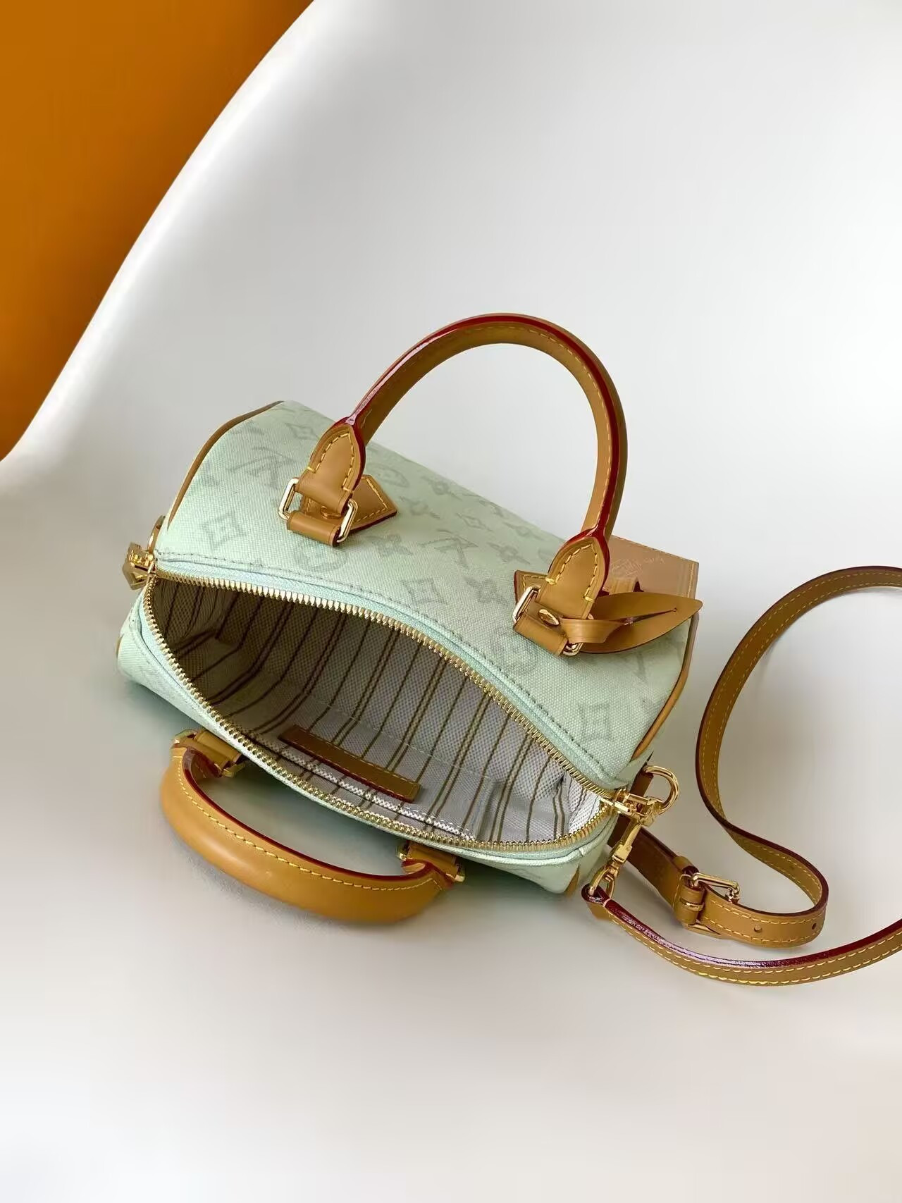 LV SPEEDY BANDOULIÈRE 20 Handbag M27530 20.5x13.5x12cm