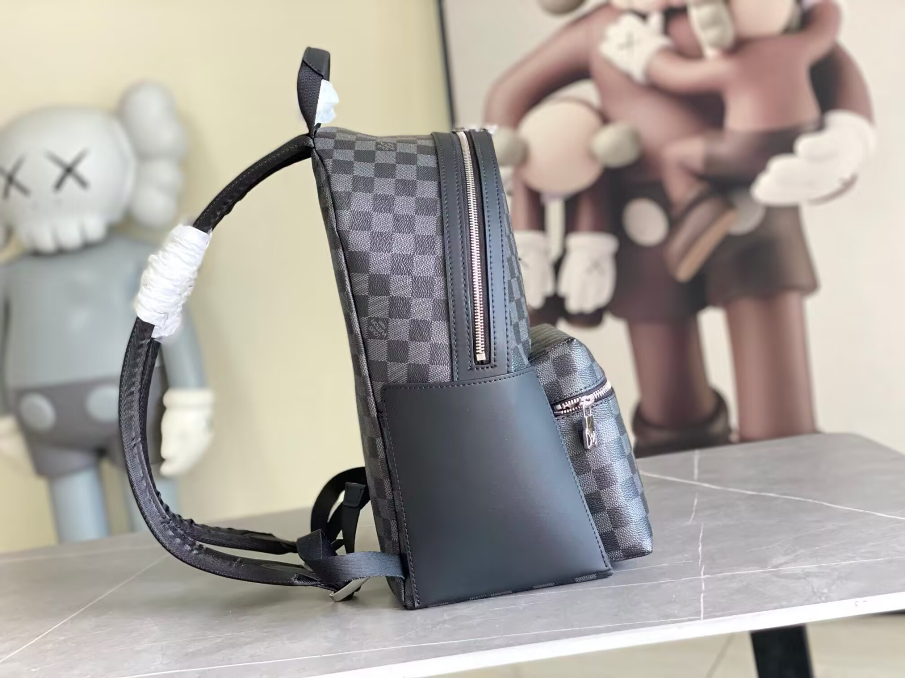 LV Discovery Backpack PM M40514 29x38x20cm