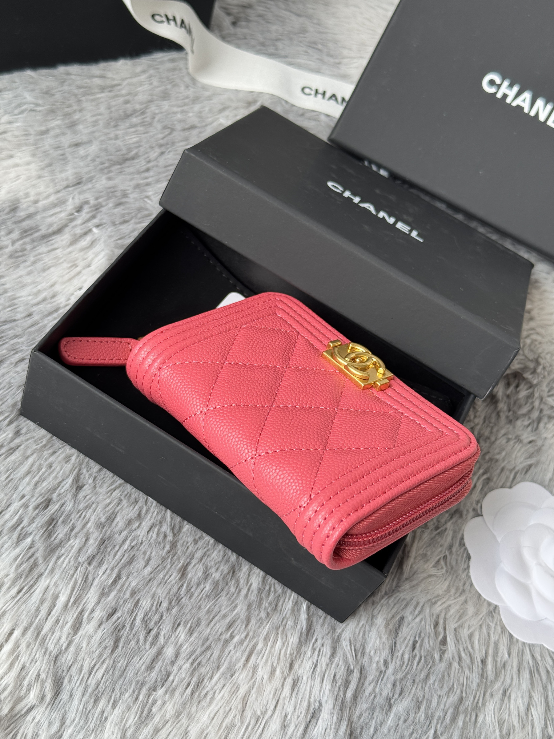 Ch**el boy zip around coin purse wallet a80602 7.5x11cm