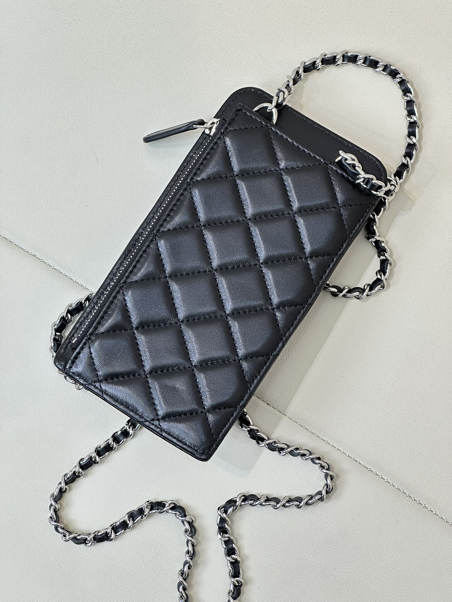 Ch**el phone bag 18x9x3cm