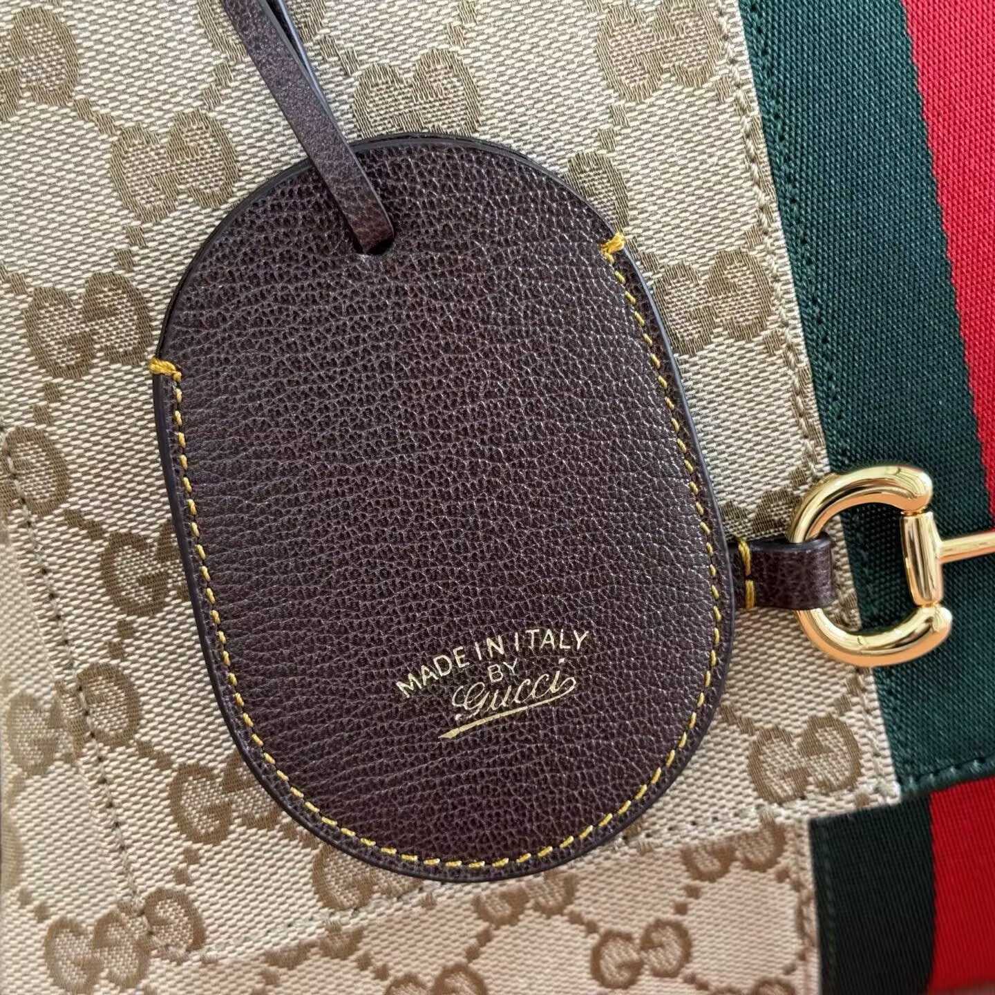 Gucci Paparazzo Medium Top Handle Bag 32x24x17cm