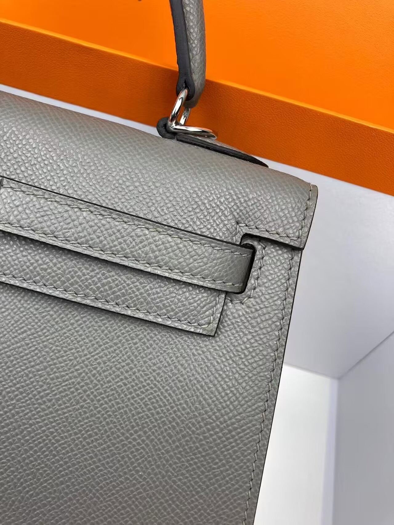 H**me5 Kelly Silver-tone Hardware 25 28