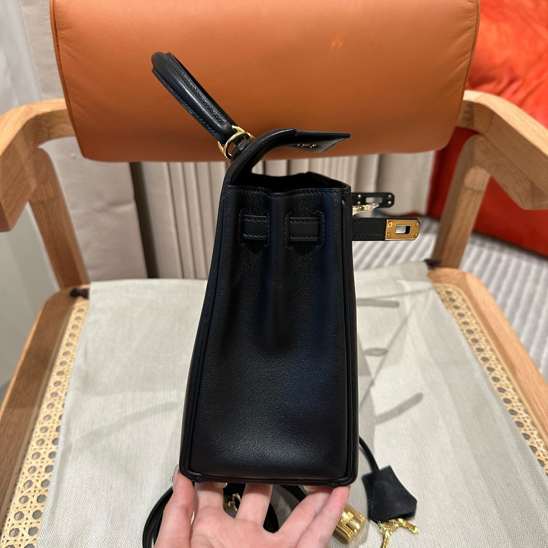 H**me5 Swift Kelly 25cm (15-20 days for customization)