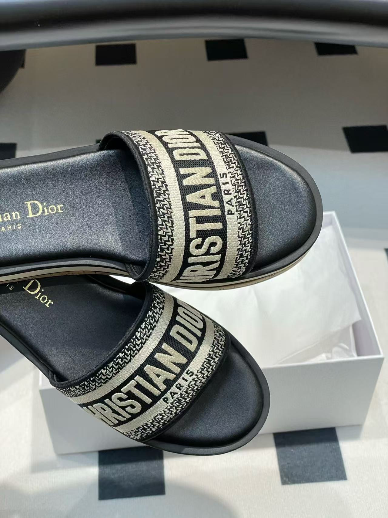 UA D10riviera Dway Platform Slide