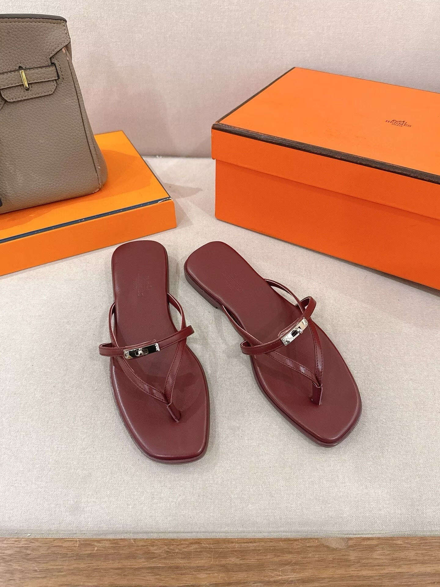 UA Hermès Miss Sandals