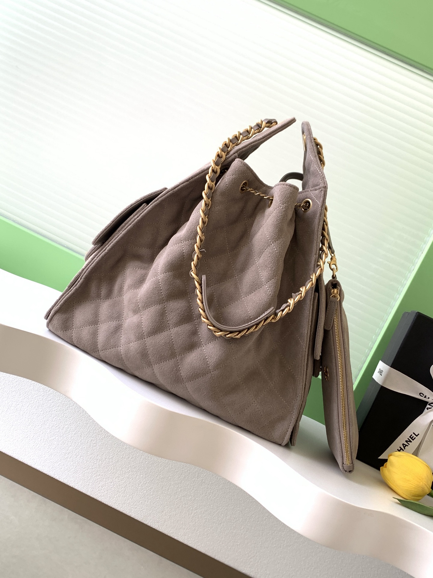 Ch**el 25c bucket bag 40x30x15cm