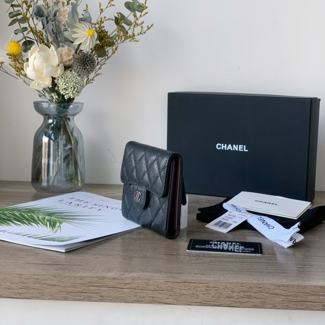 Ch**el wallet 10.5x11.5x3cm
