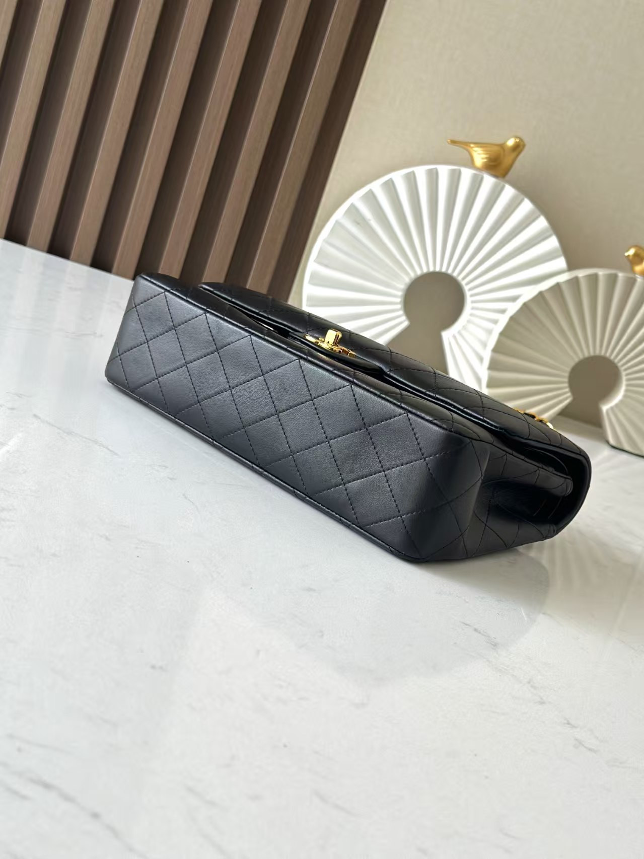 Ch**el Classic Flap Bag 15.5x25.5x6.5cm