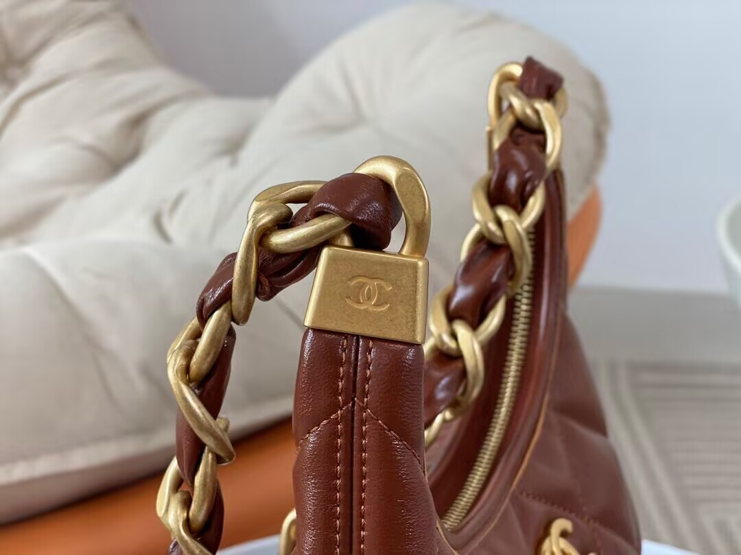 Ch**el 24a Hobo Bag 19×22×8.5cm