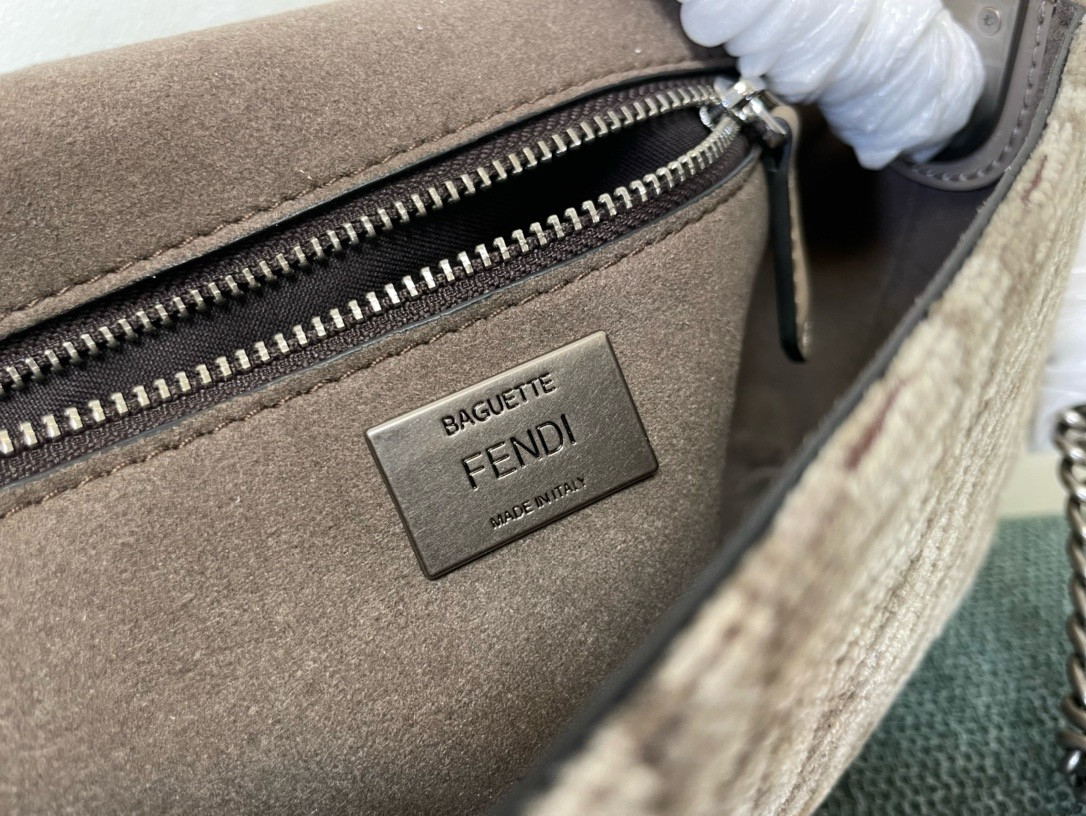 F**di Baguette Chain Midi dove gray tapestry fabric bag with FF motif SILVER 14.5x7x24 cm