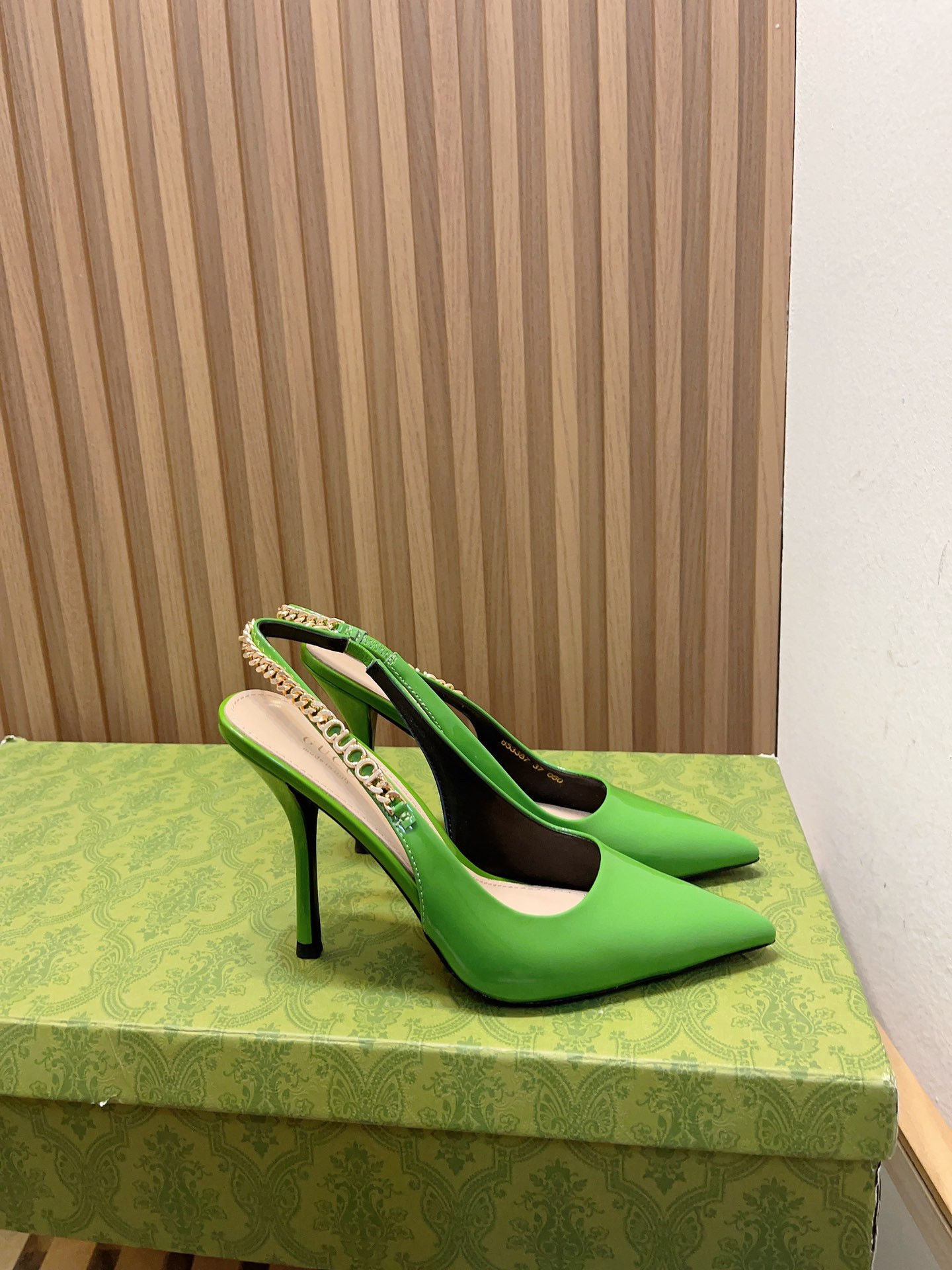 Gvc*1 SIGNORIA SLINGBACK PUMP High
