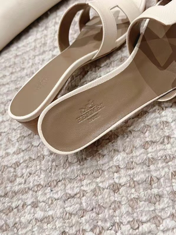 UA H**me5 Oasis sandal