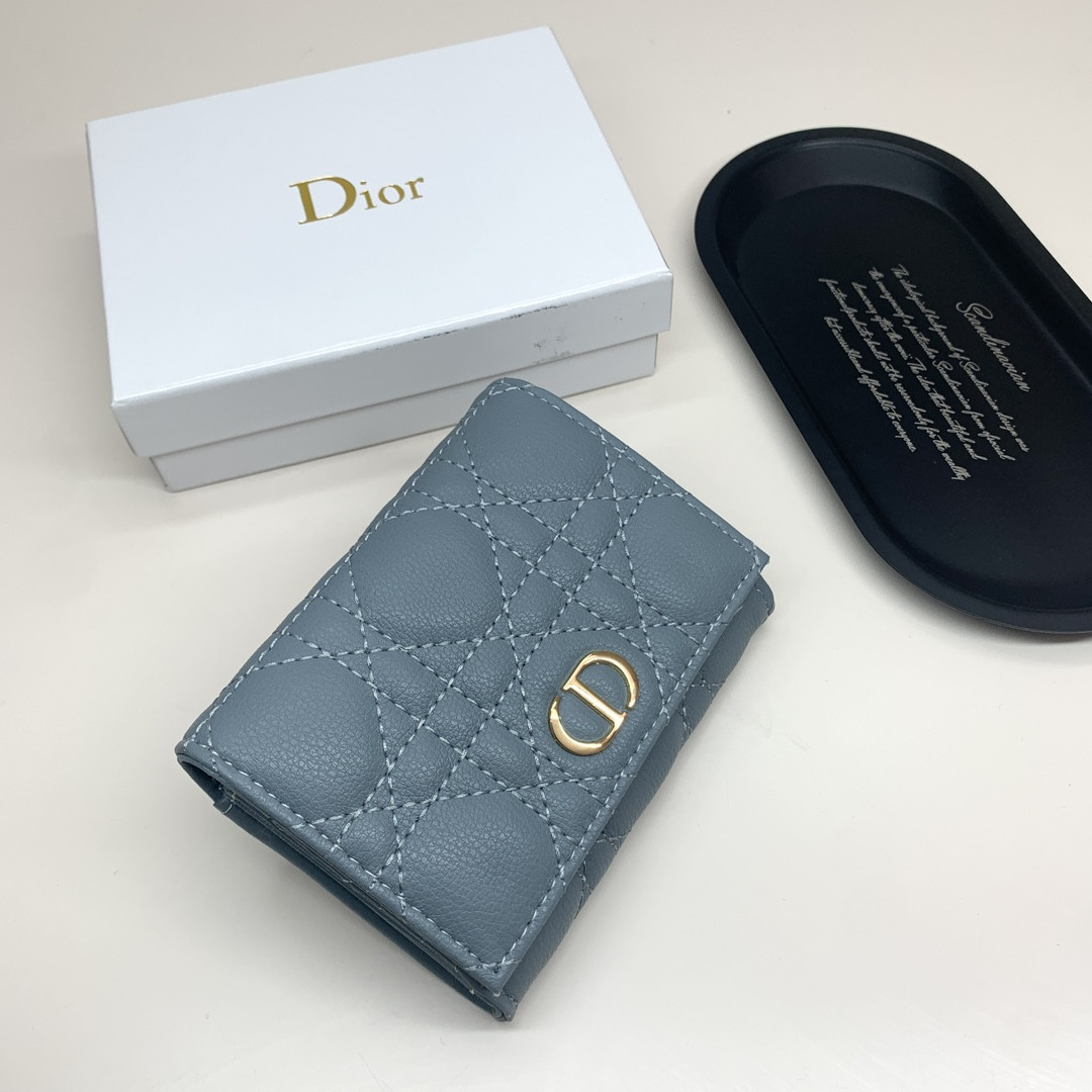 D10r Card Holder