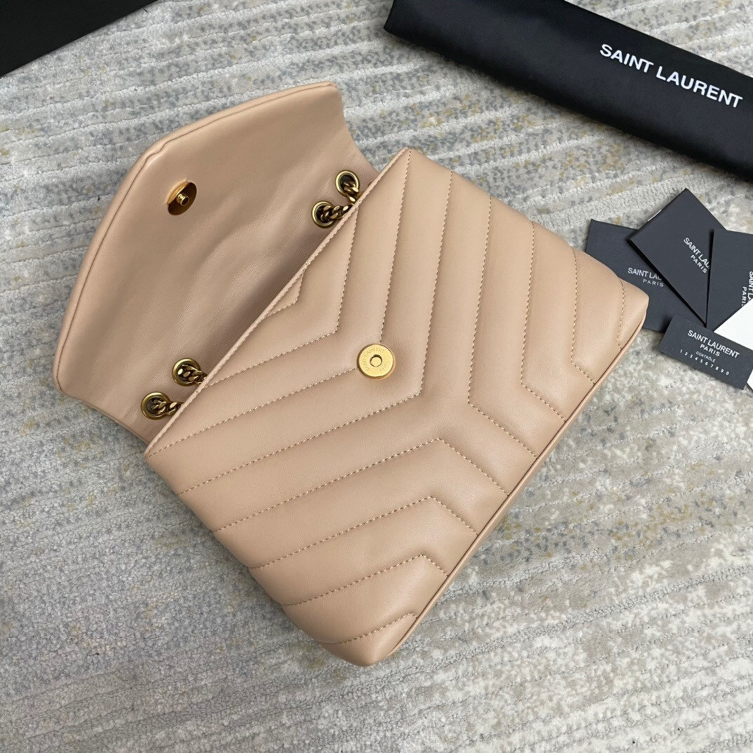 Y51 LOULOU SMALL IN QUILTED LEATHER 23x17x9cm