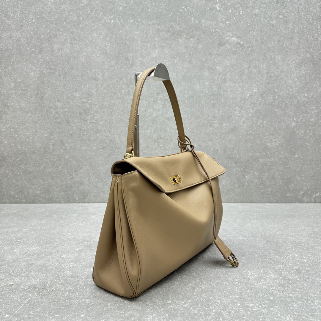 Ba1en*iaga Rodeo Mediun 35x23.3x10.9cm