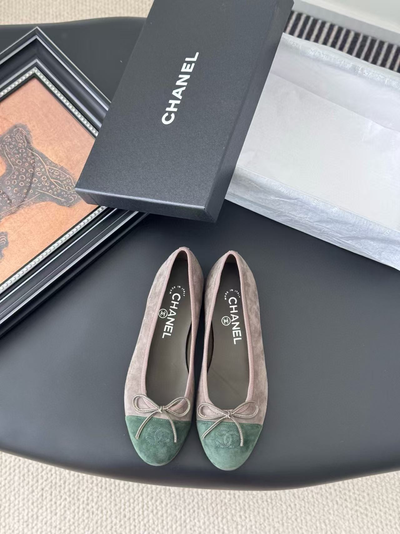 UA Ch**el Ballet flats