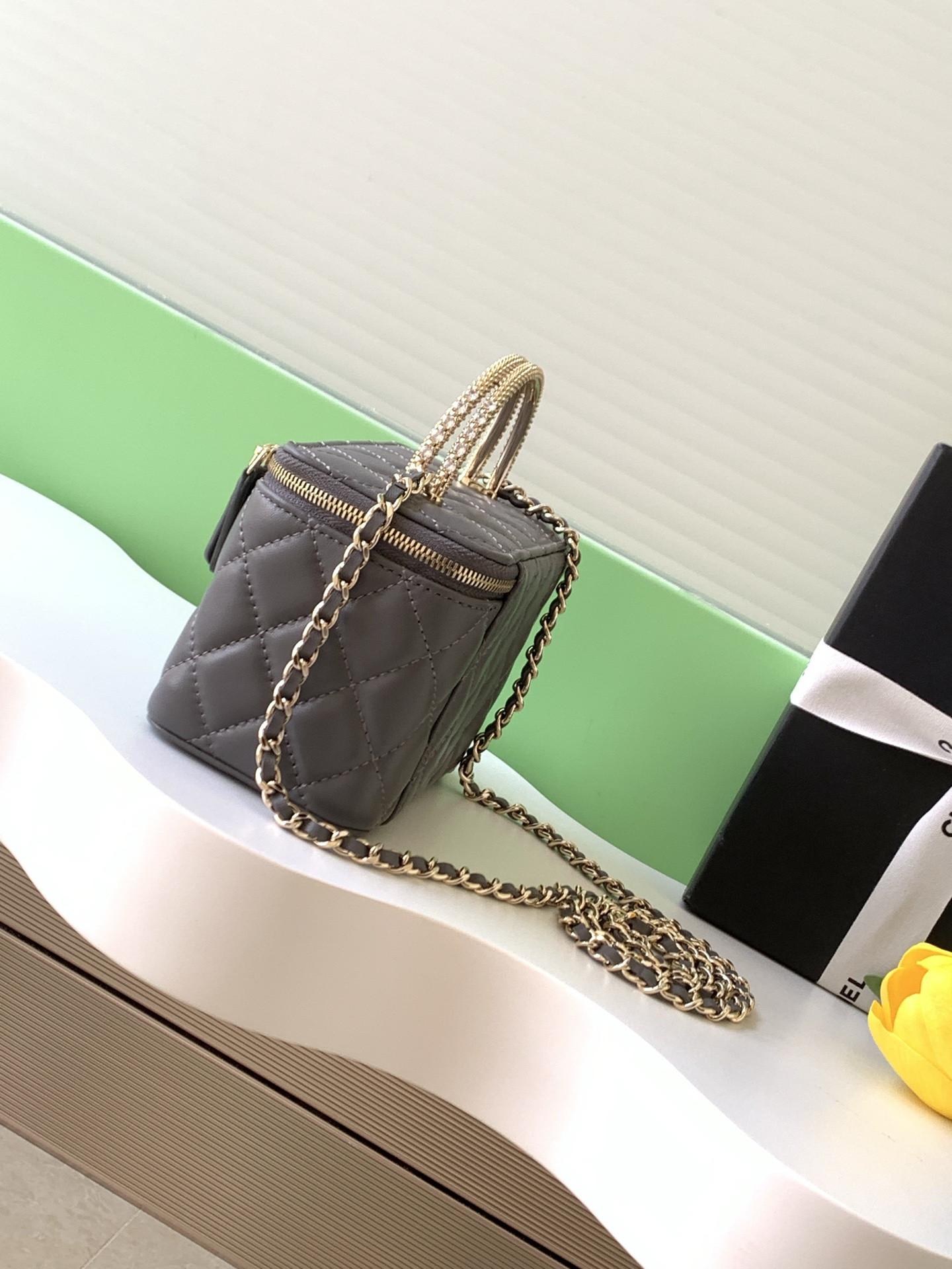 Ch**el Long Vanity with Chain 17x9.5x8cm